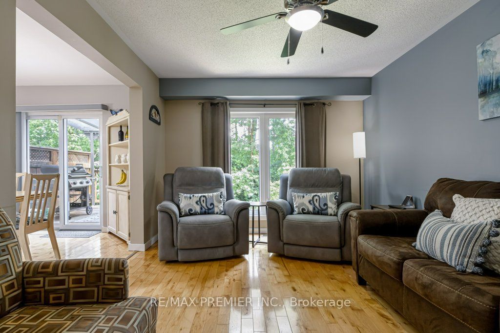 93 Kate Aitken Crescent, New Tecumseth, ON L0G 1A0 photo 5
