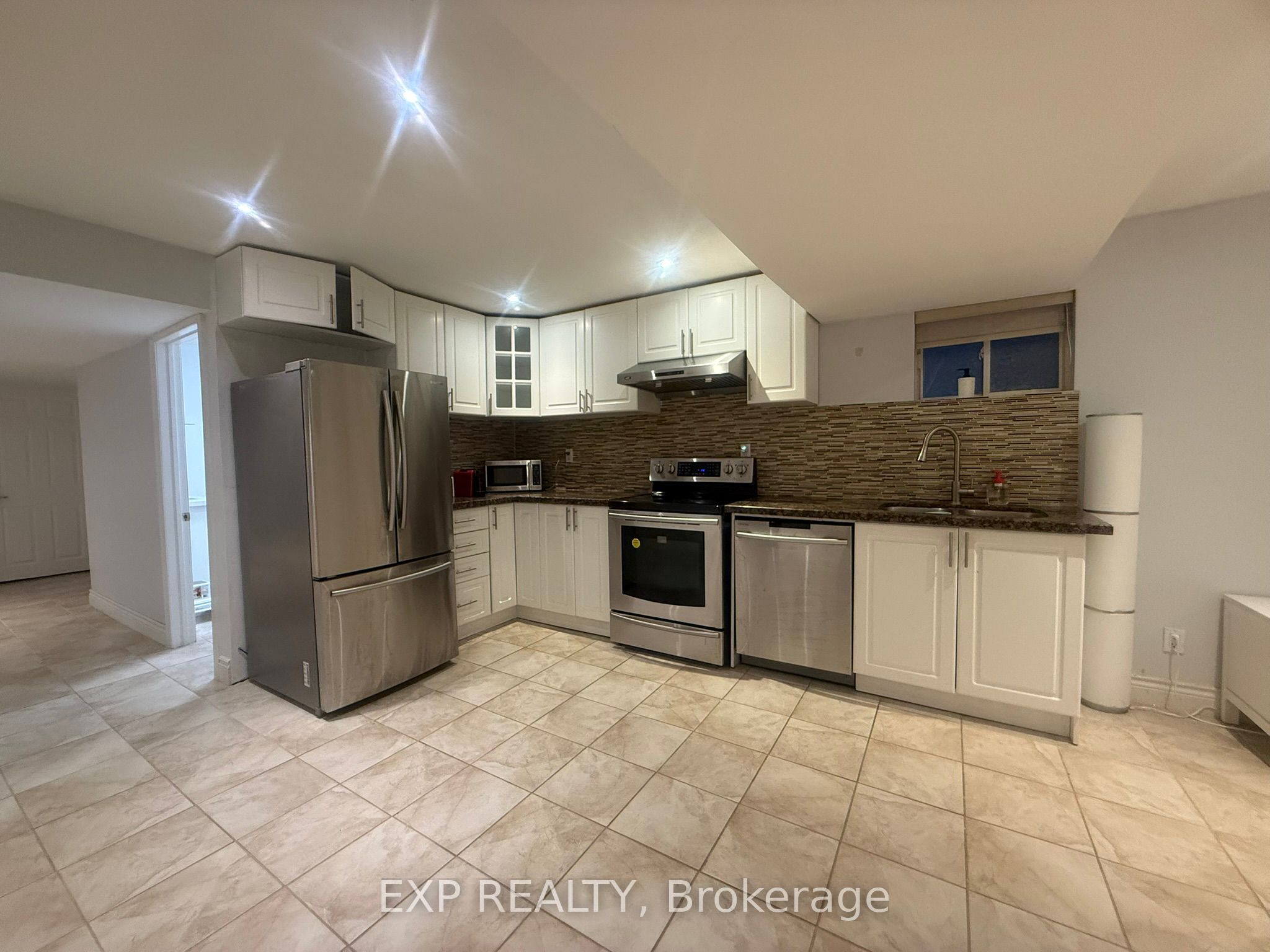 45 Mancini Crescent Bsmt, Richmond Hill, ON L4E 0T1 photo 4