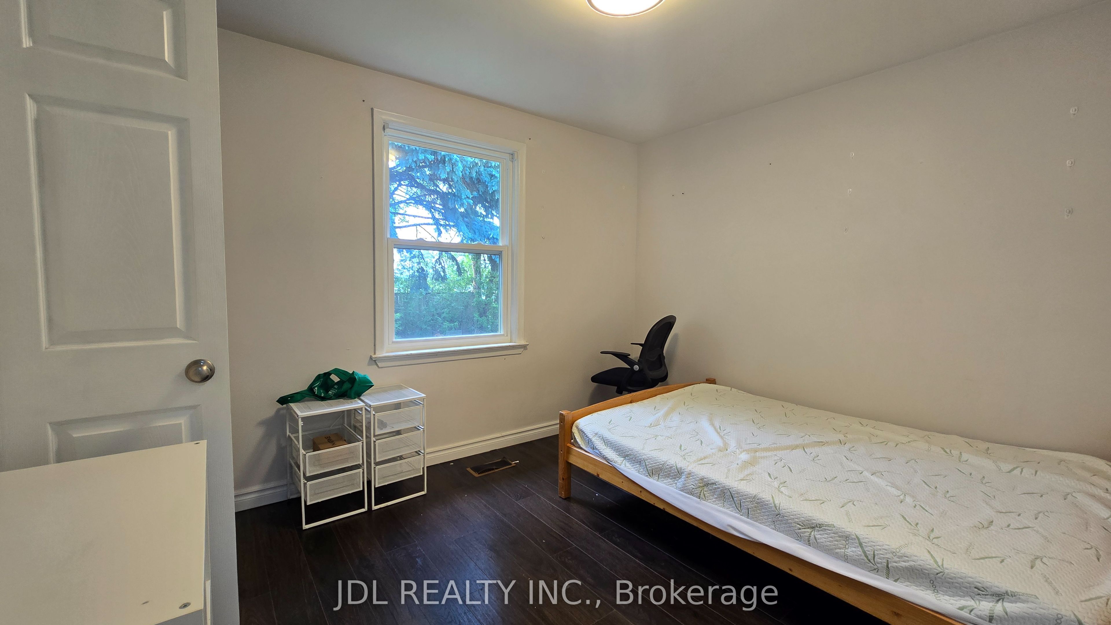 68 Meadowview Avenue Room MB, Markham, ON L3T 1K7