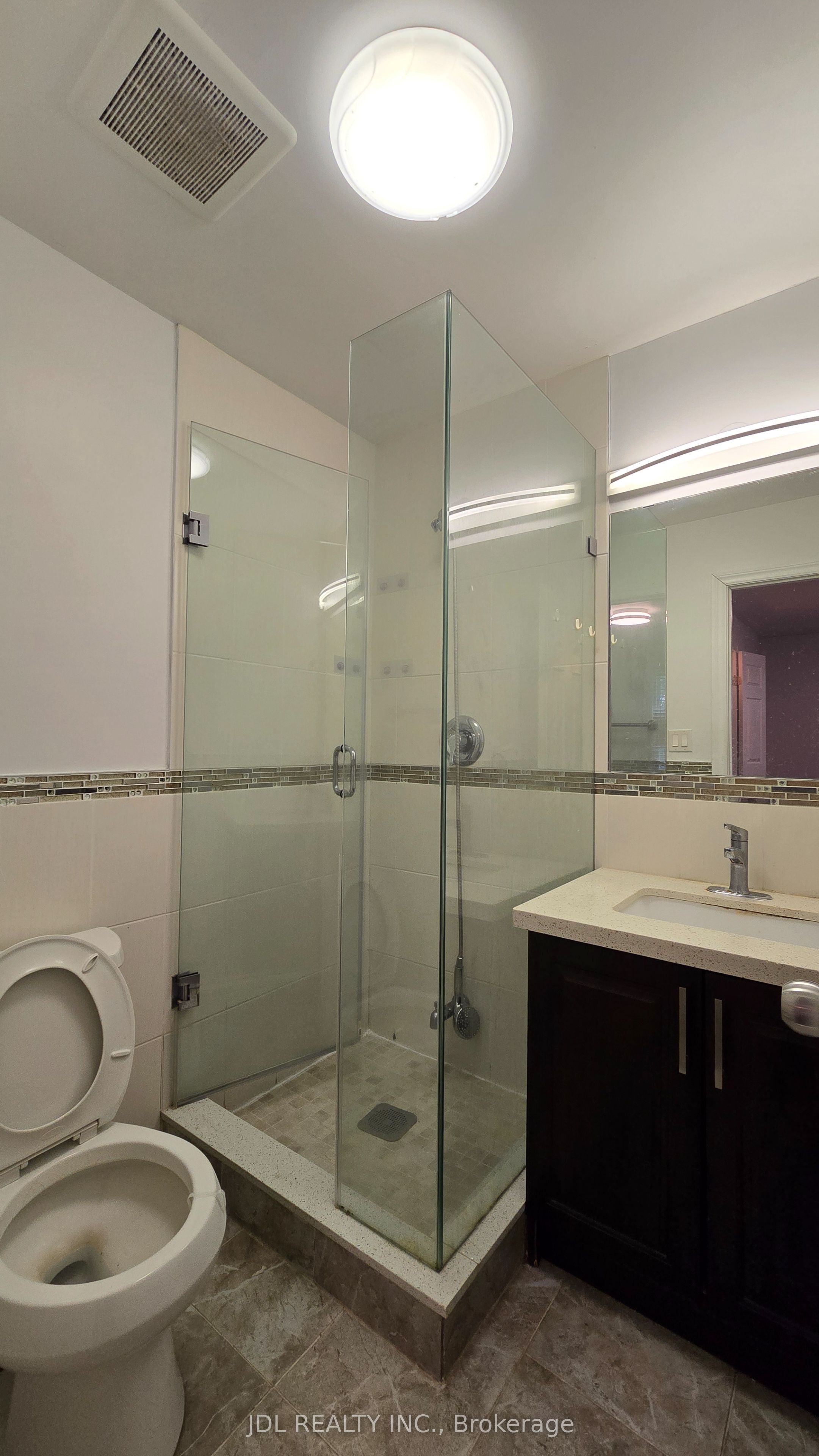 68 Meadowview Avenue Room MC, Markham, ON L3T 1K7 photo 3