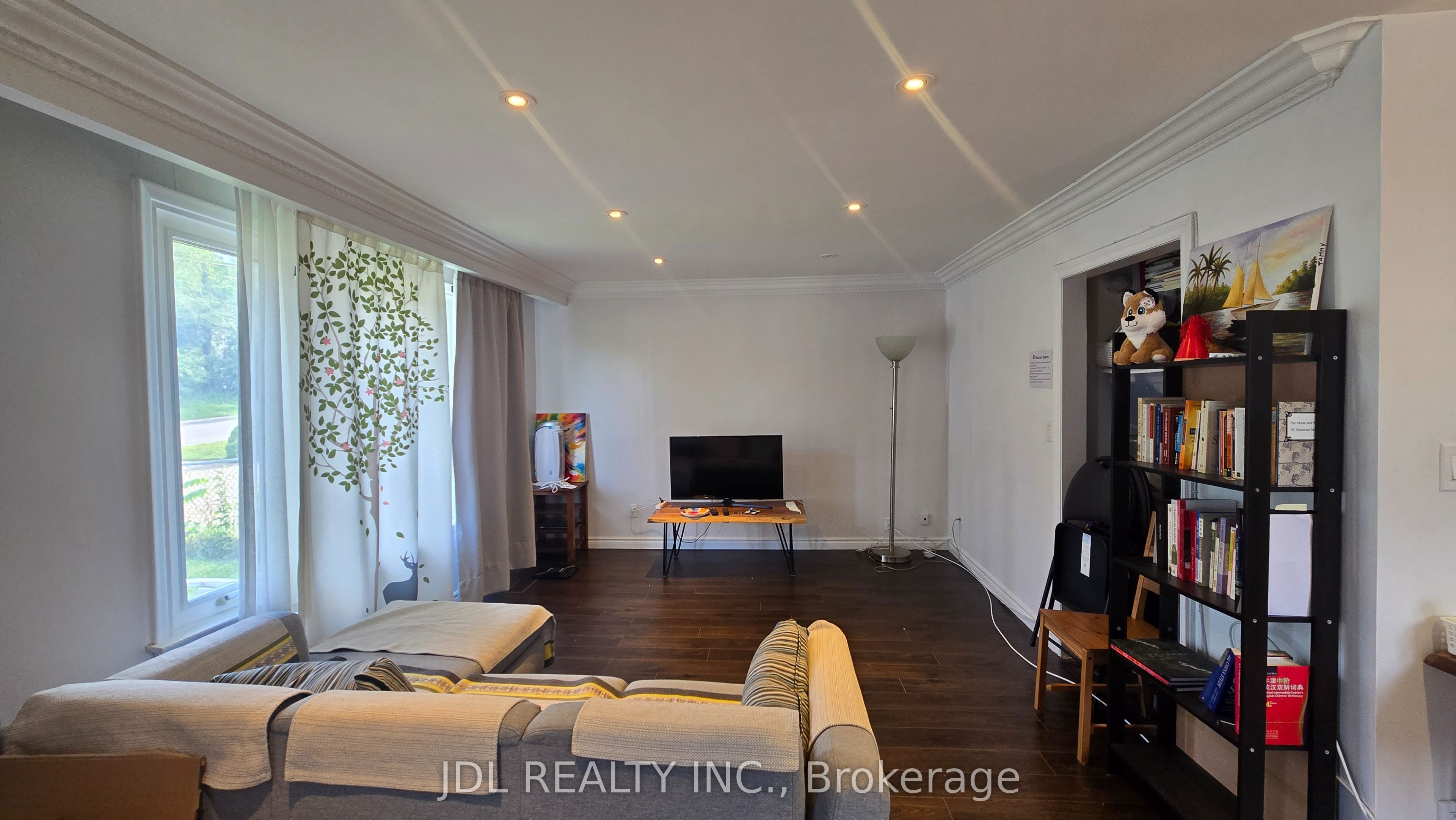 68 Meadowview Avenue Room MC, Markham, ON L3T 1K7 photo 4