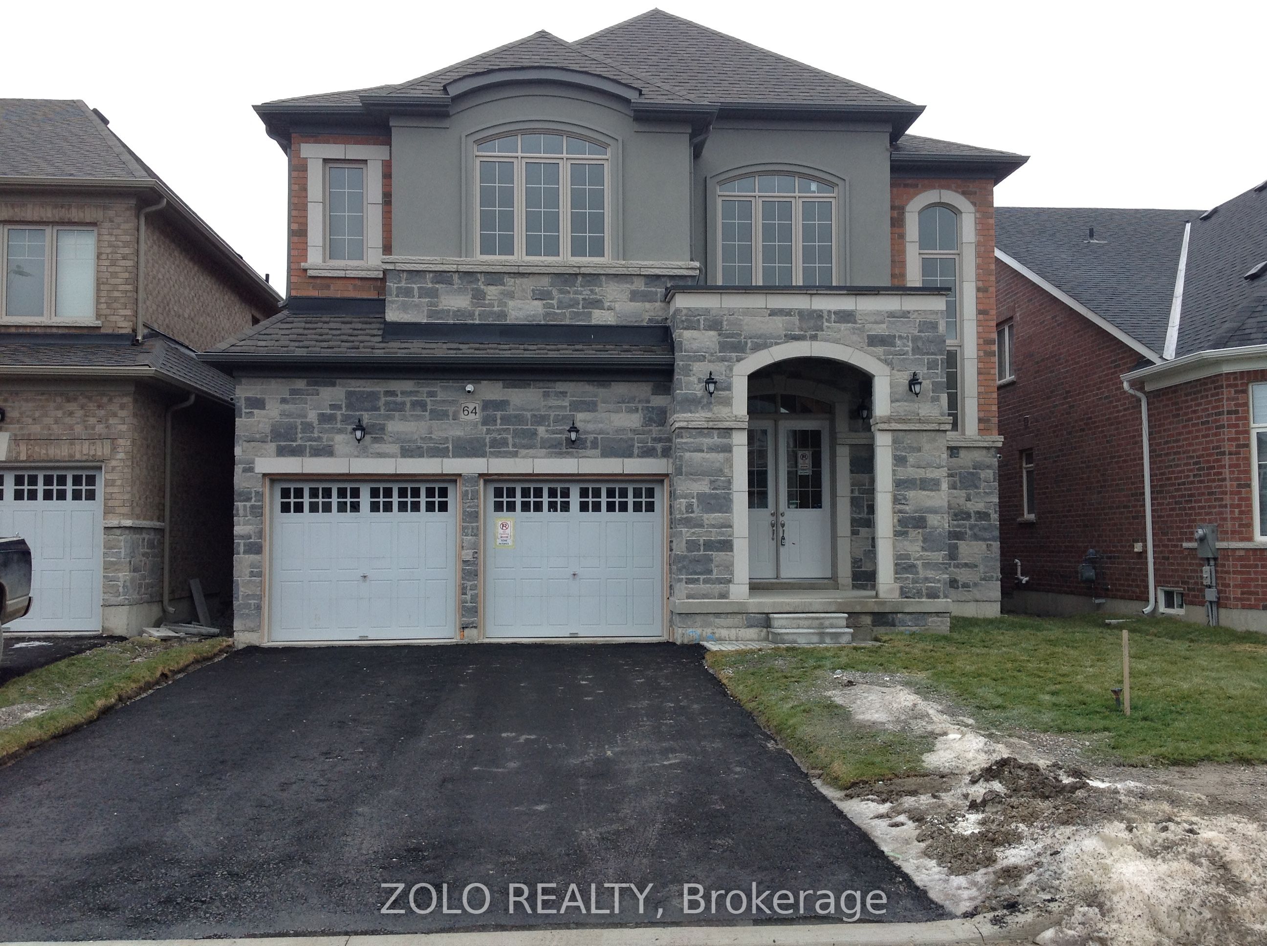 64 Cayton Crescent, Bradford West Gwillimbury, ON L3Z 0V9