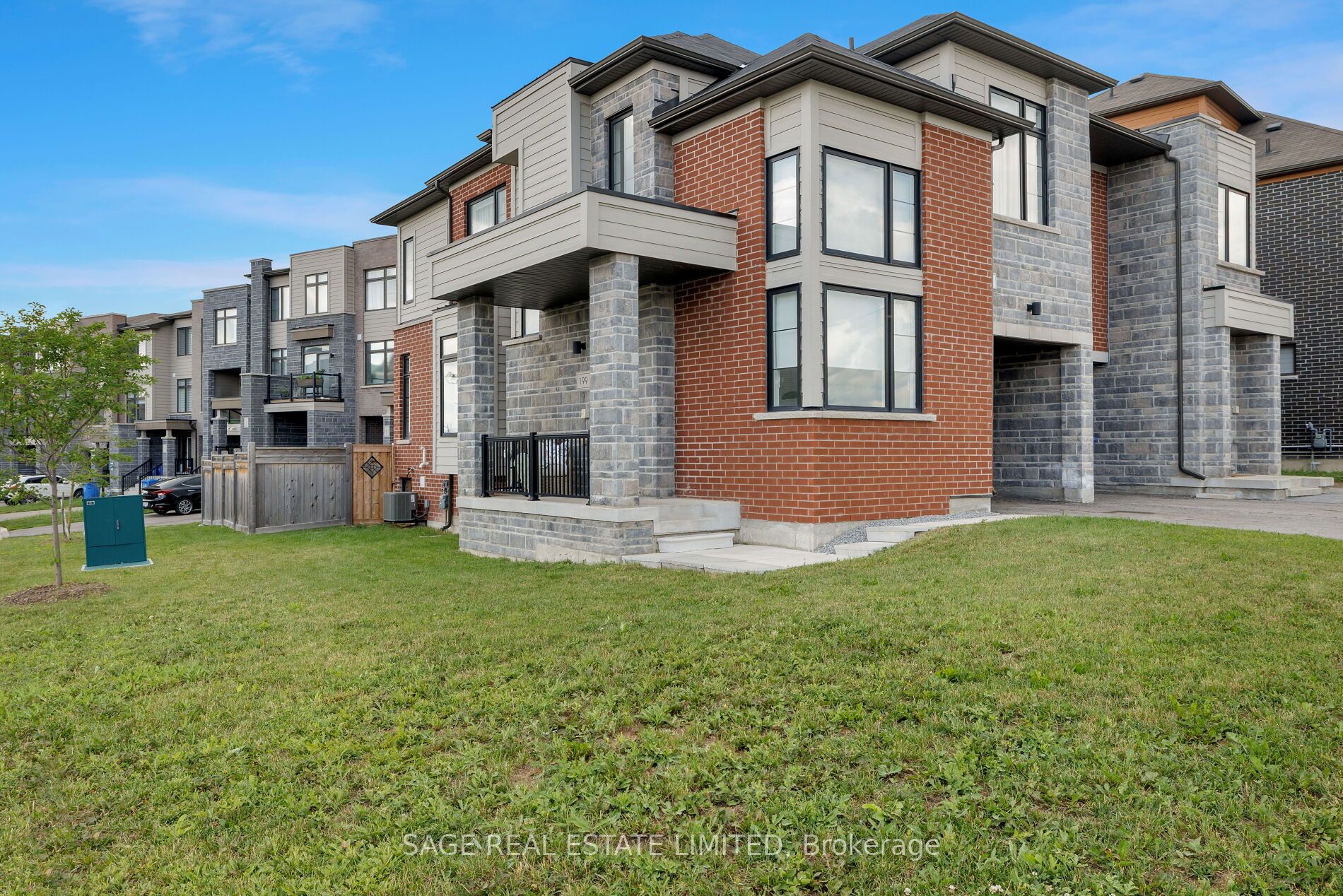 199 Tango Crescent, Newmarket, ON L3X 0K5 photo 4