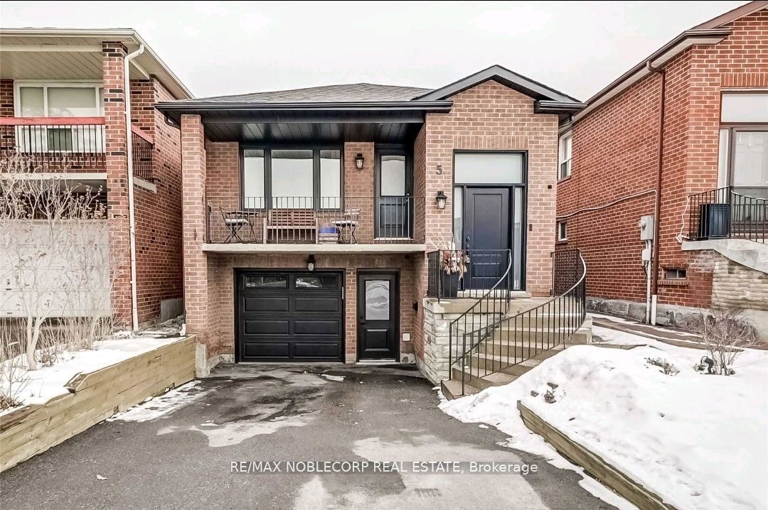5 Twinberry Crescent Lower, Vaughan, ON L4L 3X5