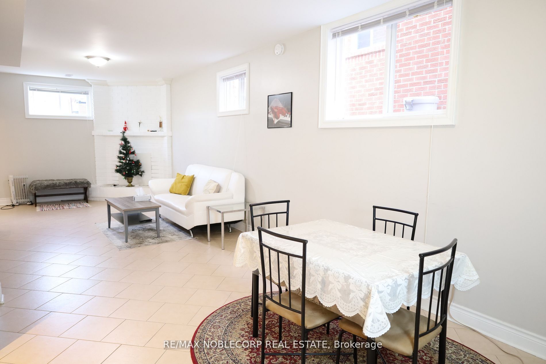 5 Twinberry Crescent Lower, Vaughan, ON L4L 3X5 photo 5