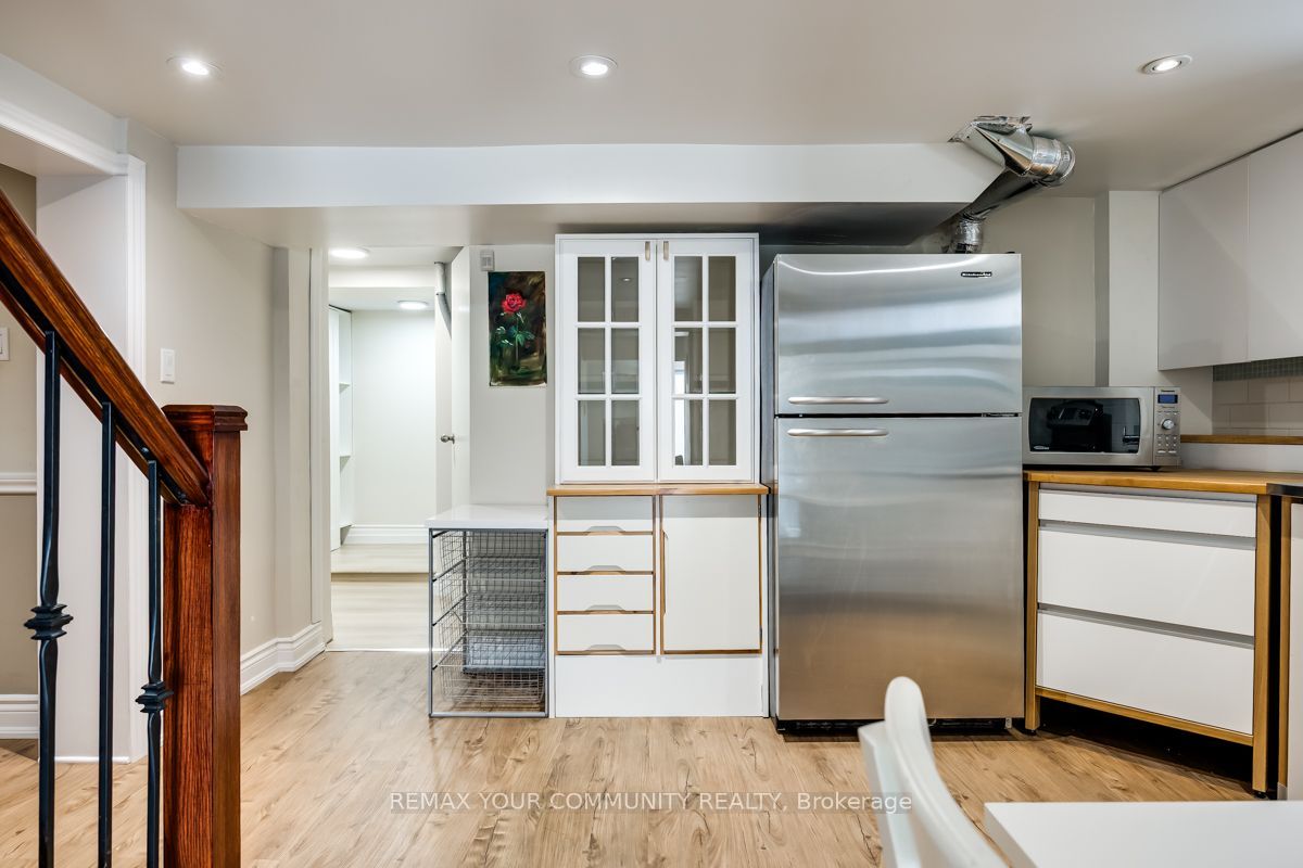 71 Hawman Avenue Lower Level, Vaughan, ON L4L 1S3