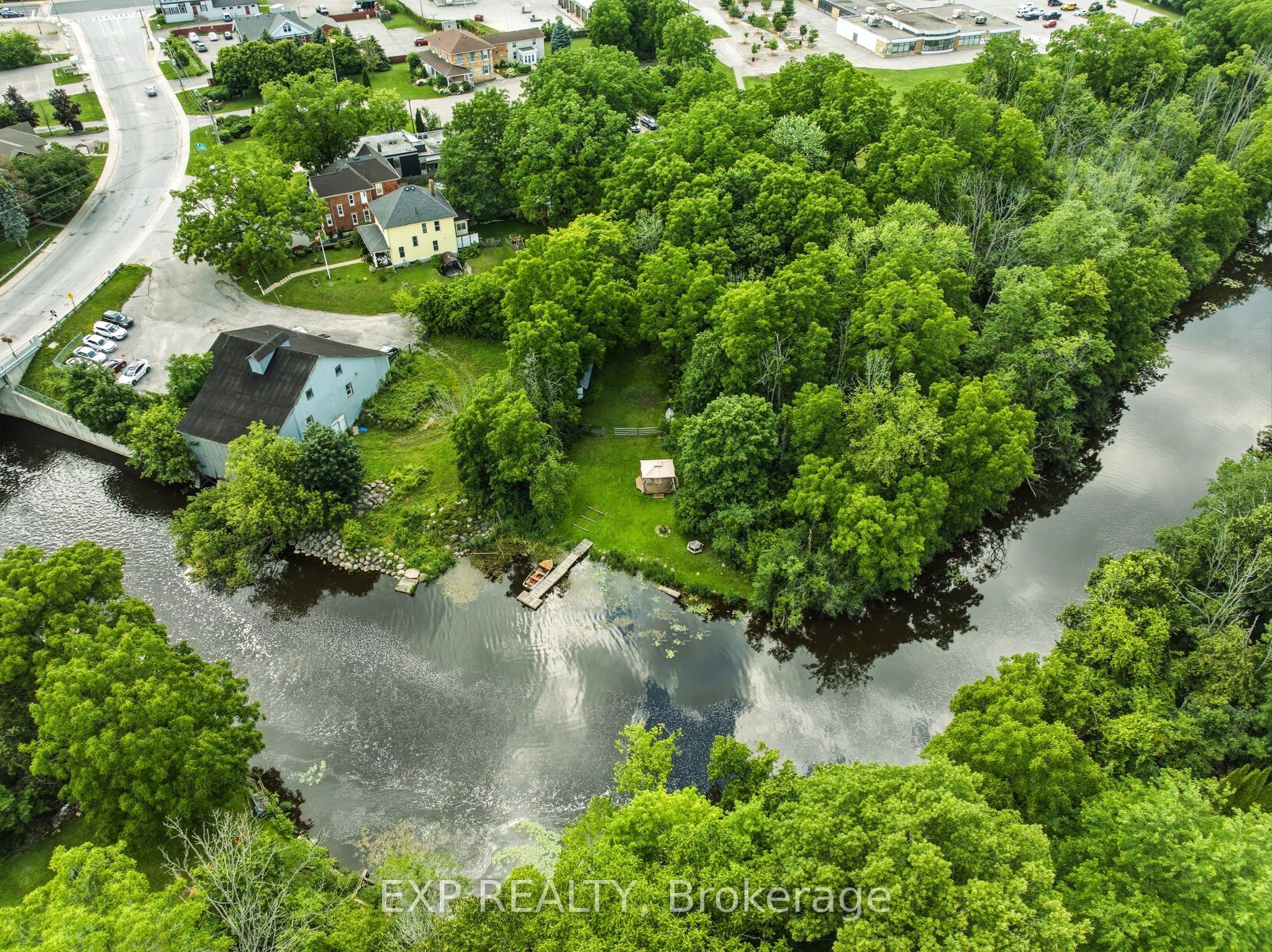 145 High Street, Georgina, ON L0E 1R0 photo 4