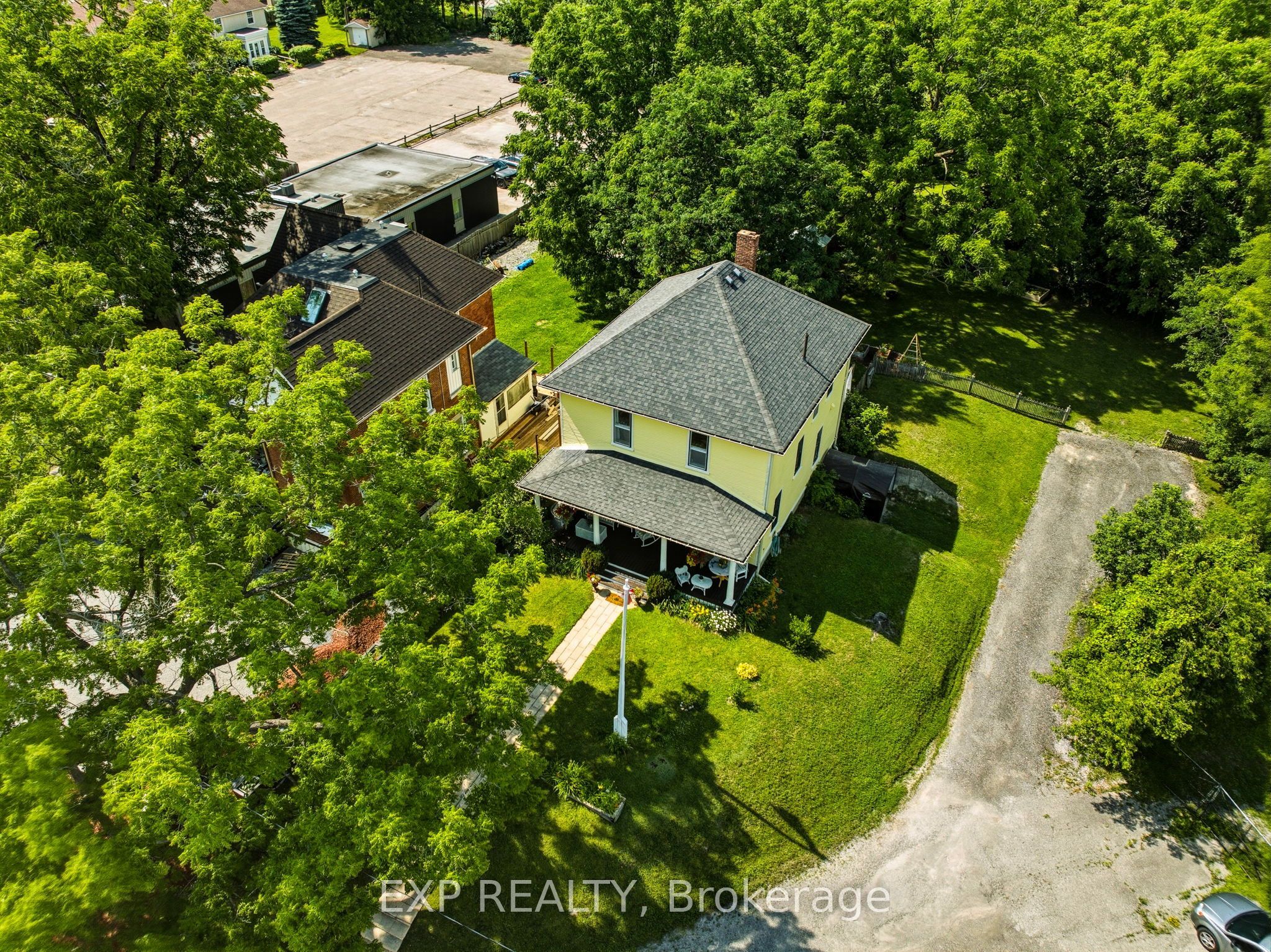 145 High Street, Georgina, ON L0E 1R0 photo 5