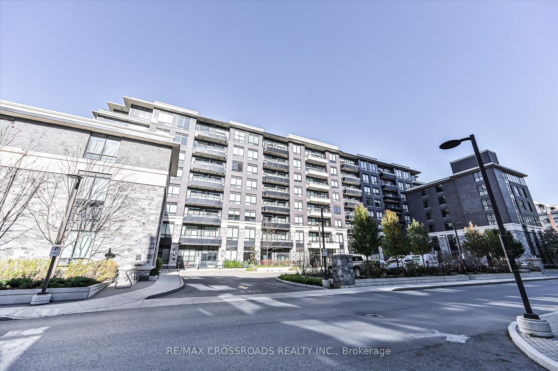 25 Water Walk Drive 308, Markham, ON L6G 0G3 photo 3