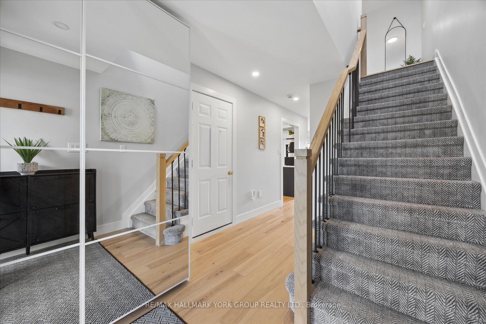 50 Hammill Heights, East Gwillimbury, ON L0G 1M0 photo 5
