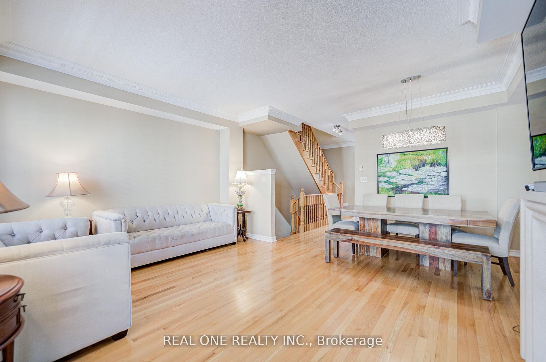 9 Ruskov Lane Upper, Markham, ON L6C 0N9 photo 4
