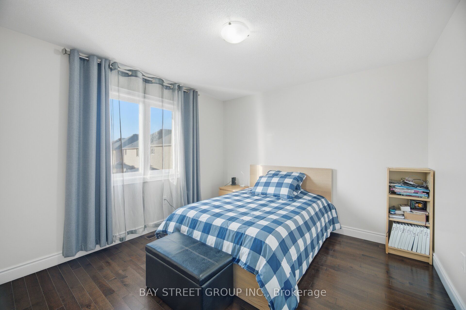 66 Milby Crescent, Bradford West Gwillimbury, ON L3Z 0X9