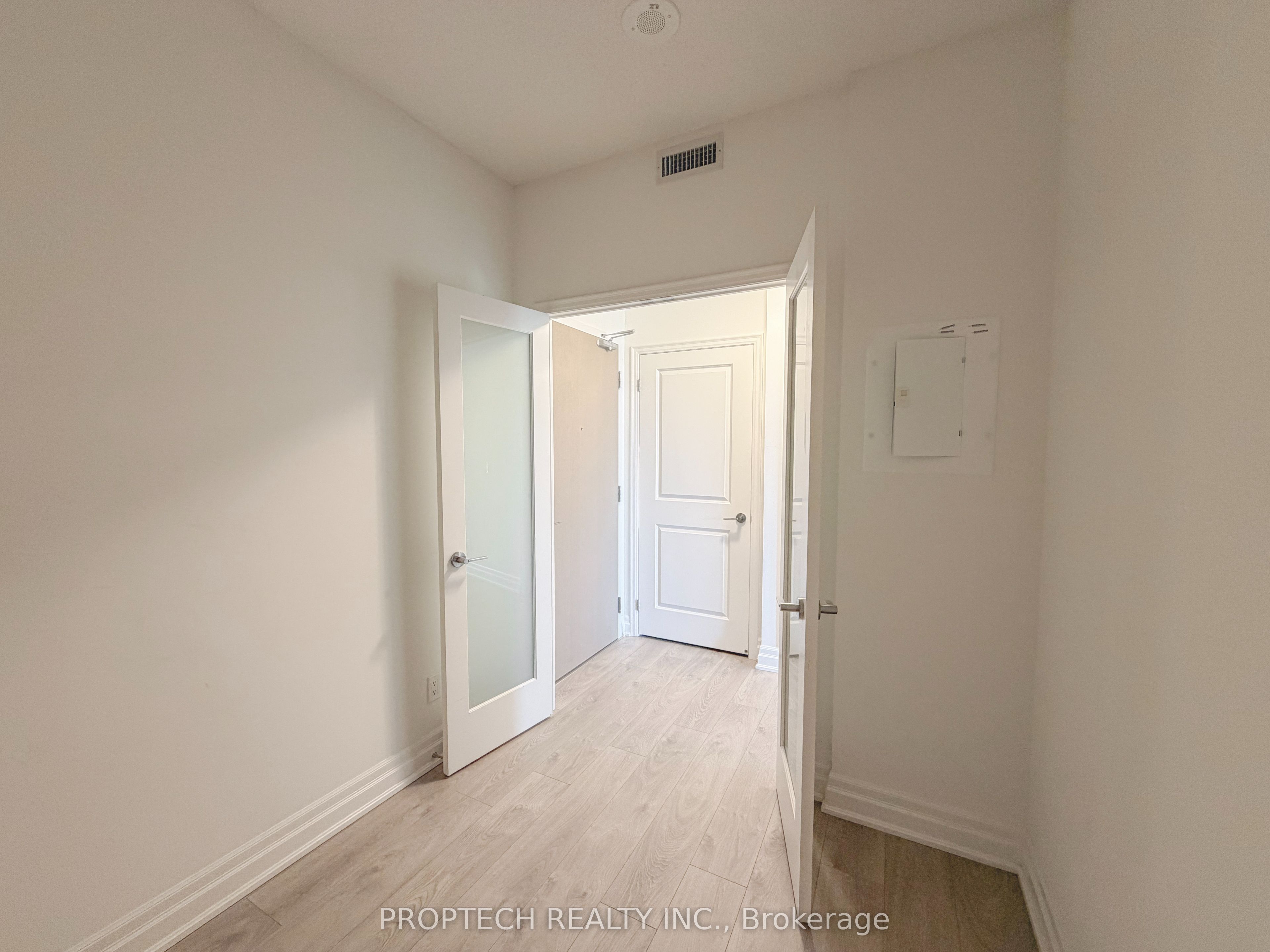 10 Rouge Valley Drive 526A, Markham, ON L6G 0G9 photo 5