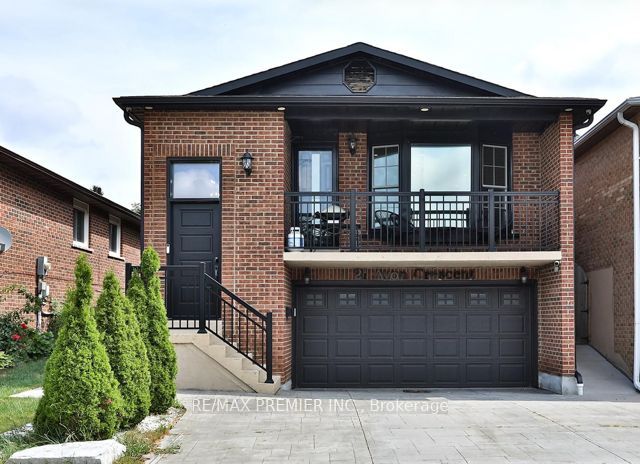 21 Avon Crescent Middle & Lower, Vaughan, ON L4L 1H4