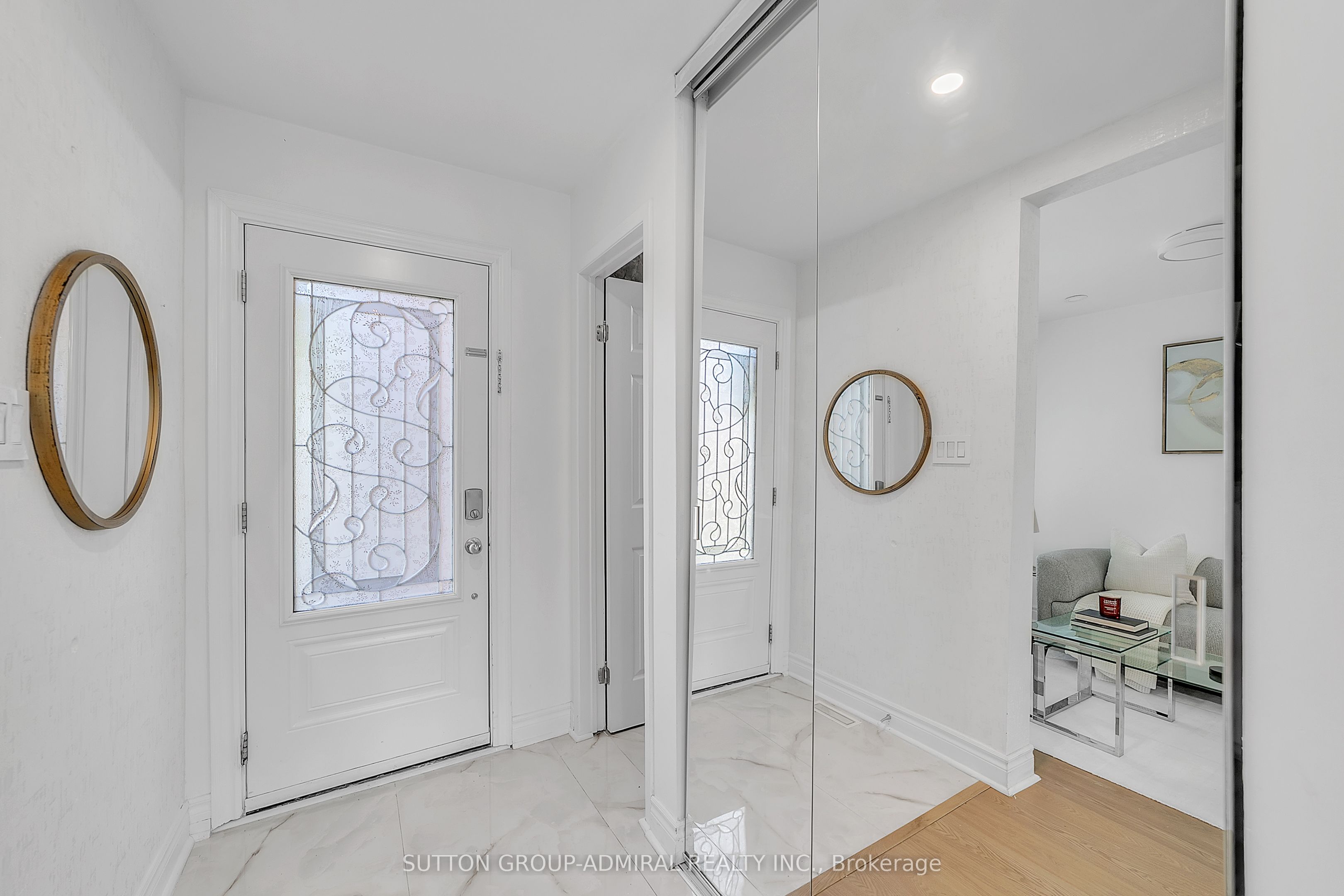10 Park Lane Circle, Richmond Hill, ON L4C 6S8 photo 5