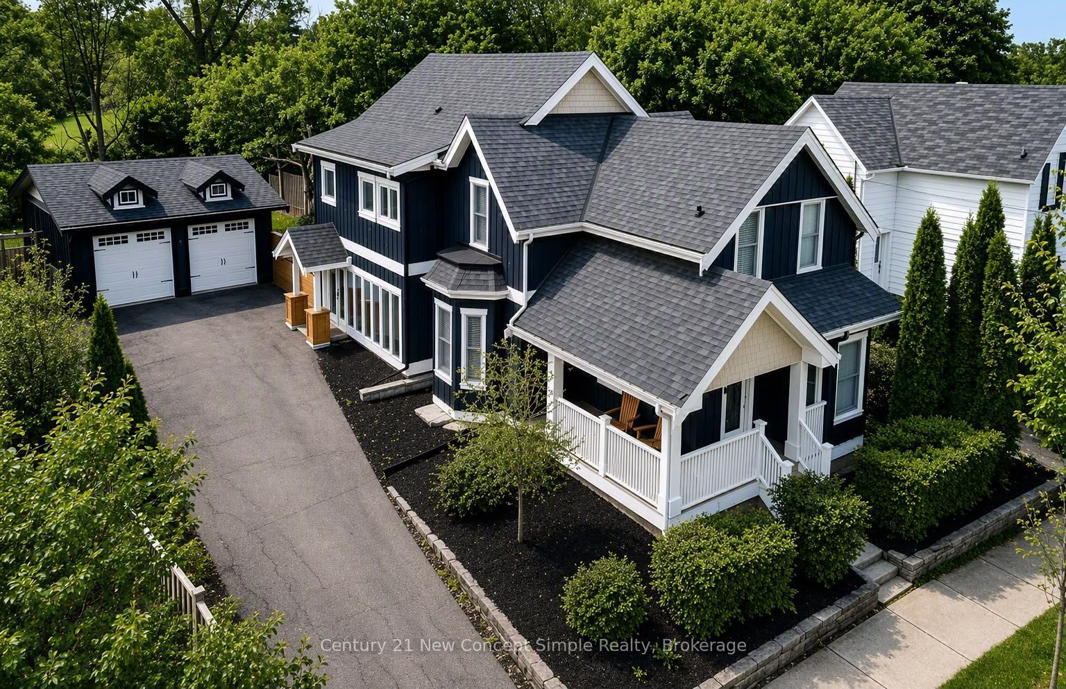 56 Machell Avenue, Aurora, ON L4G 2R7 photo 2