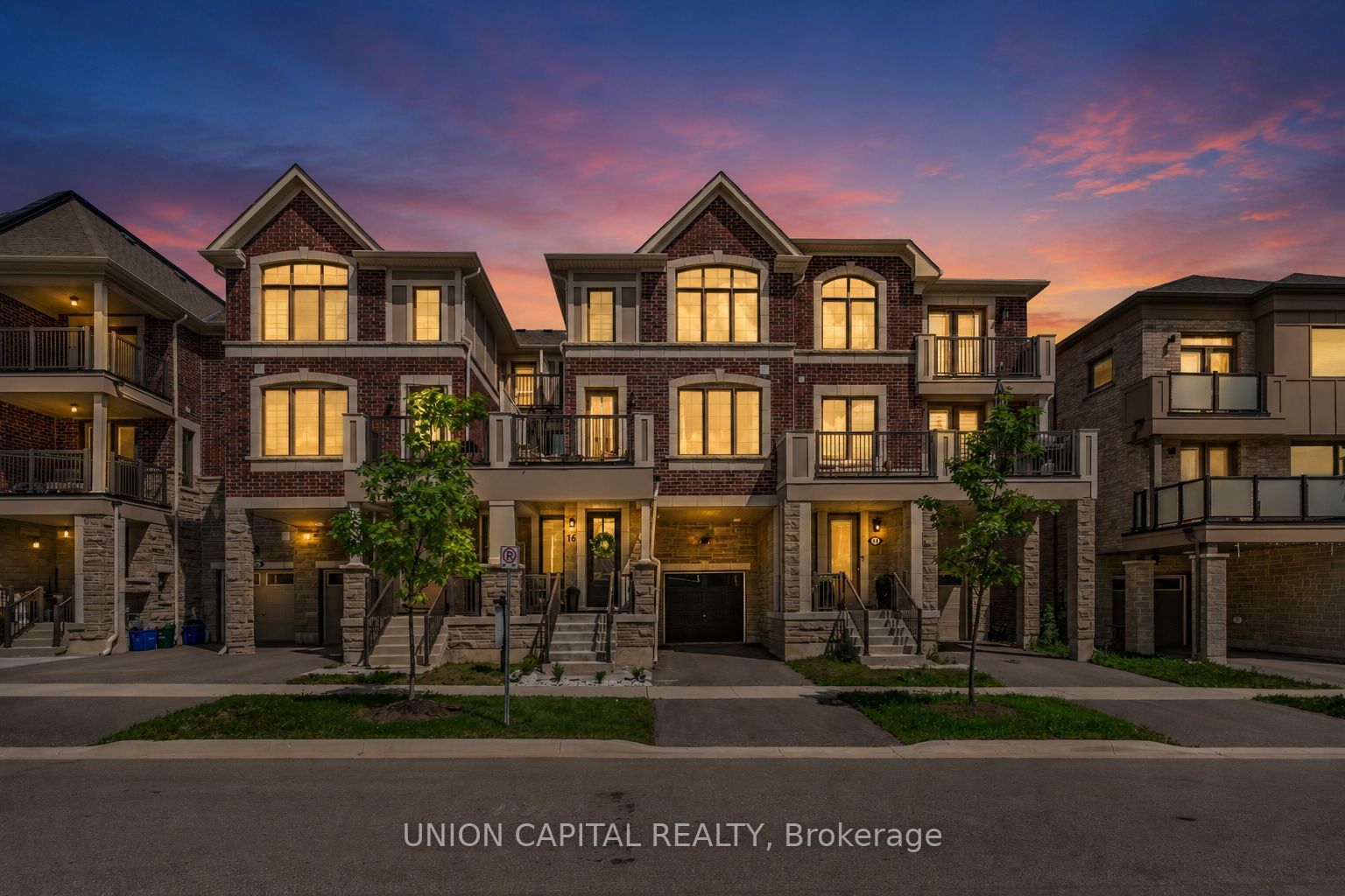 16 Thomas Frisby Jr Crescent, Markham, ON L6C 3L1 photo 3