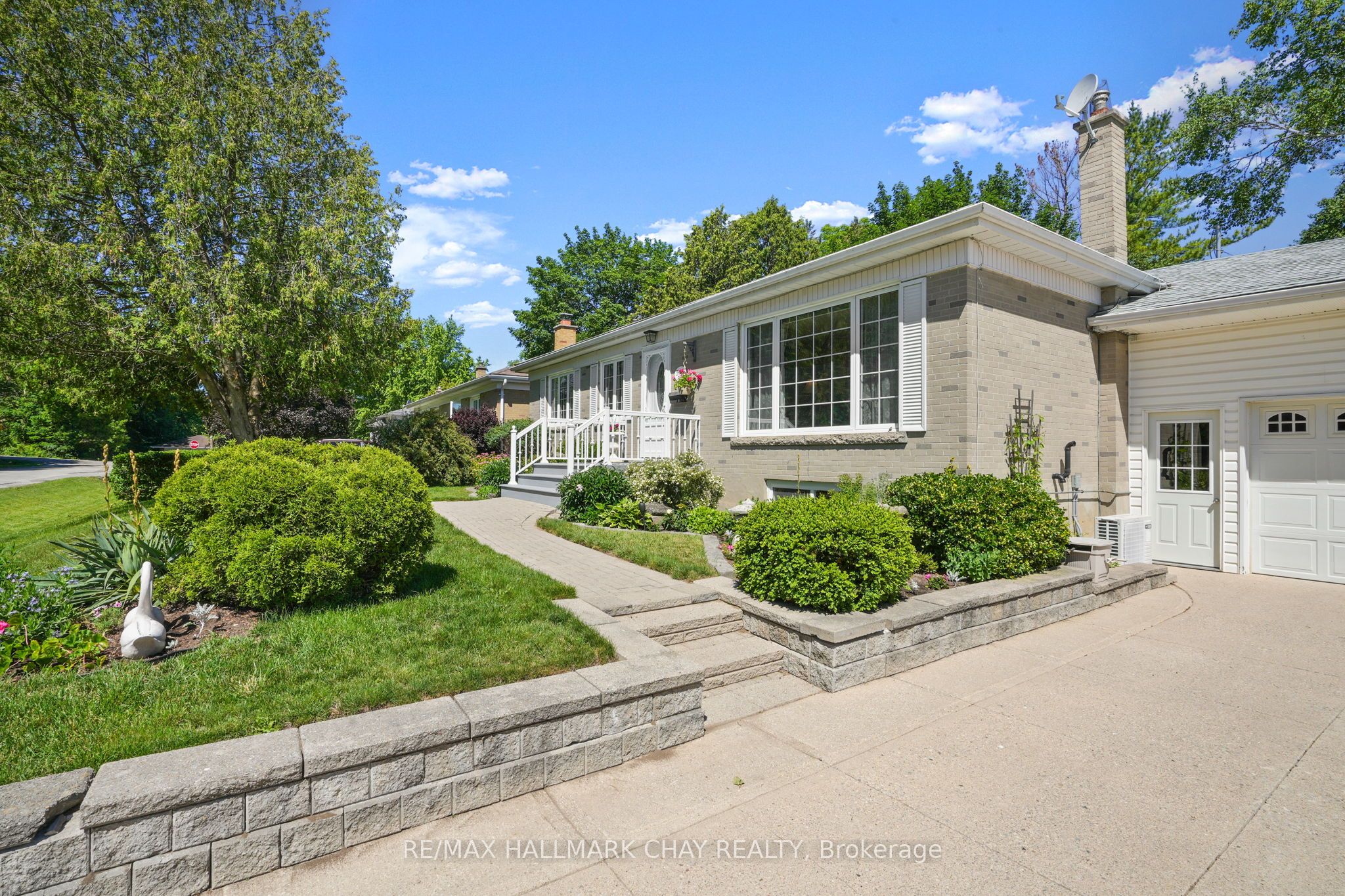 34 Elm Street, New Tecumseth, ON L9R 1M7 photo 4