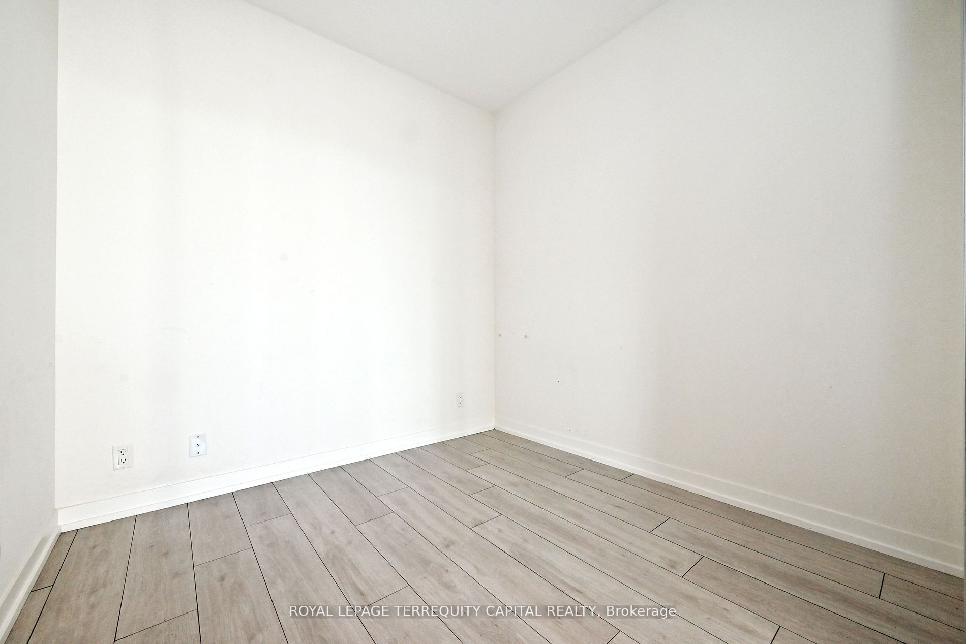 5 Buttermill Avenue 4808, Vaughan, ON L4K 0J5 photo 4