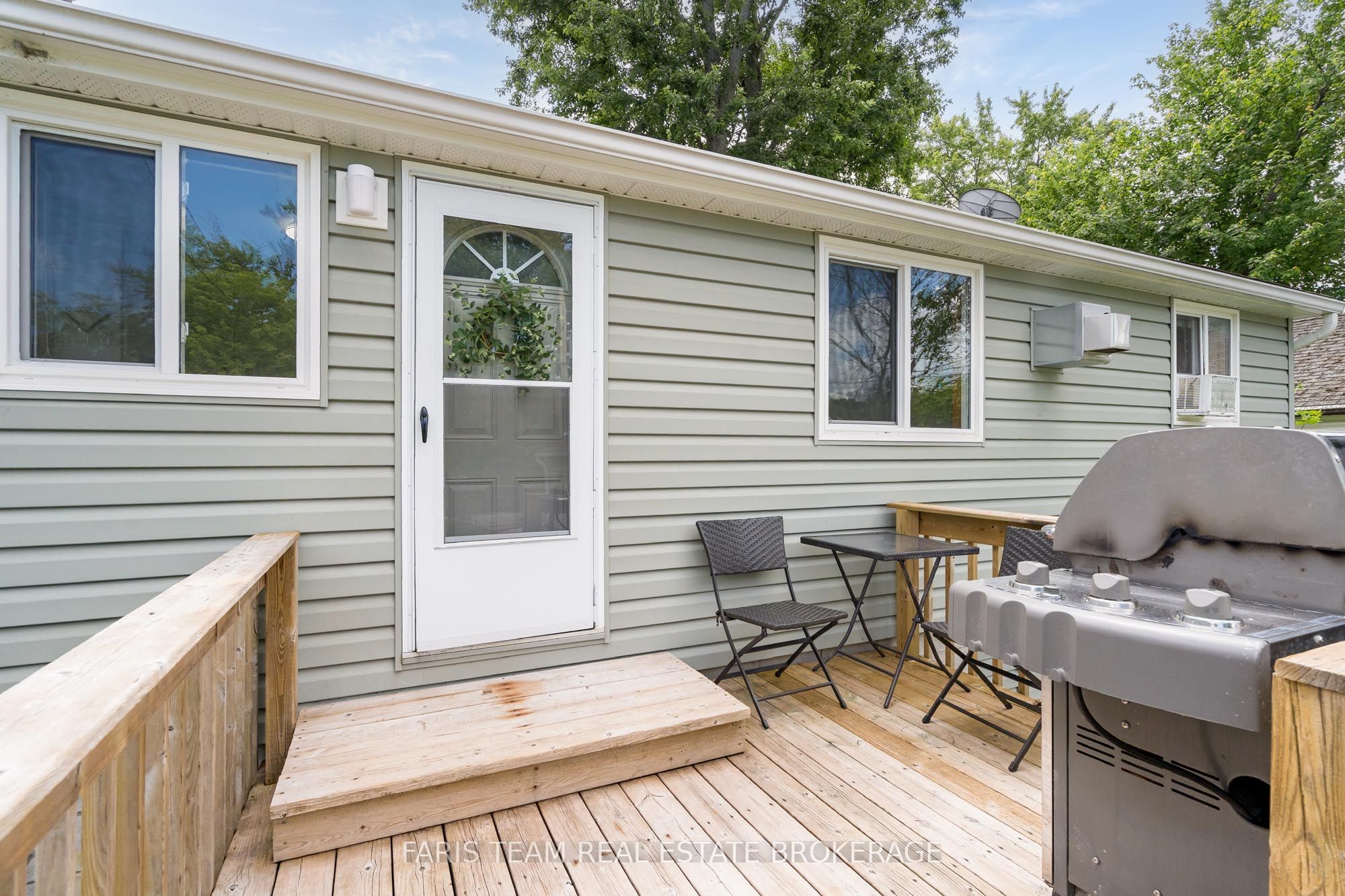 1067 Park Place, Innisfil, ON L0L 1K0 photo 4