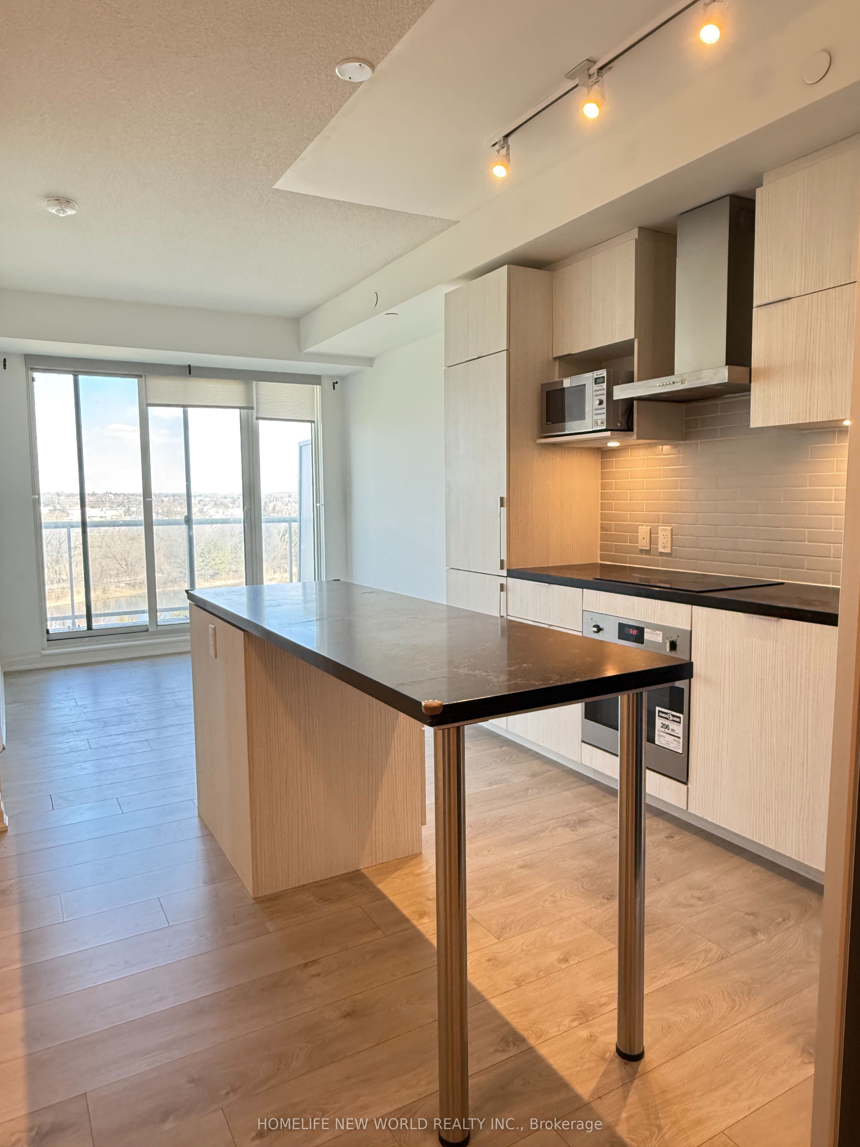 18 Rouge Valley Drive W 601, Markham, ON L6G 0H1 photo 3