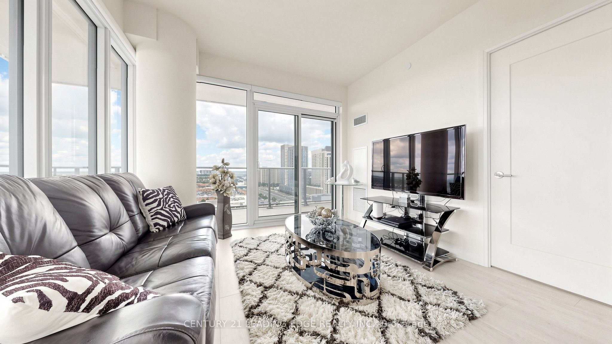 9000 JANE Street 1421, Vaughan, ON L4K 0M6 photo 5
