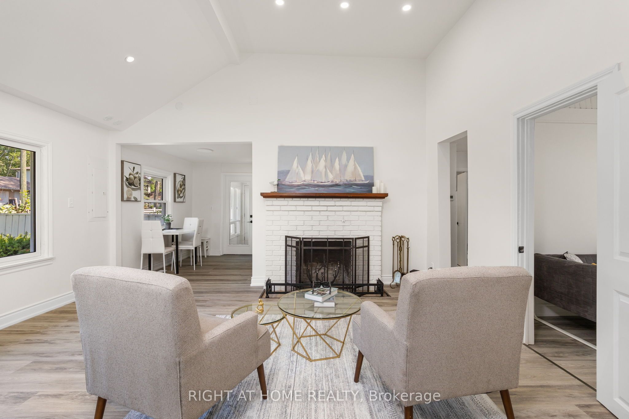 51 Lakeside Drive, Innisfil, ON L9S 2T8