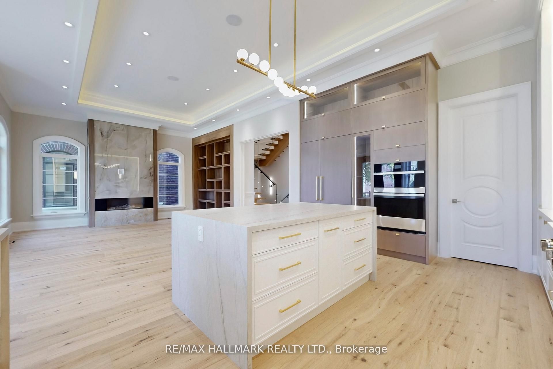 152 Olde Bayview Avenue, Richmond Hill, ON L4E 3C6 photo 5