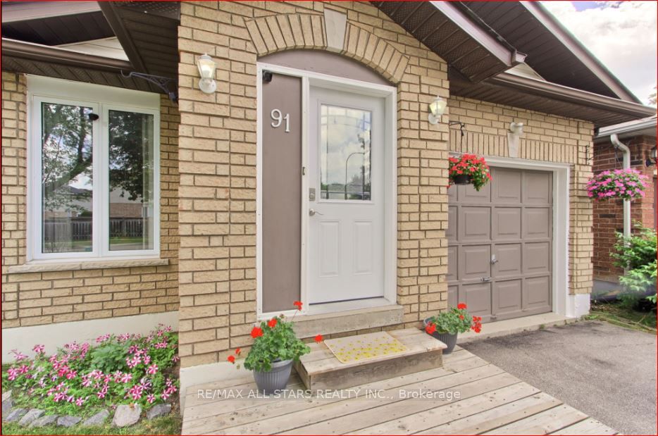 91 Kate Aitken Crescent, New Tecumseth, ON L0G 1A0 photo 2