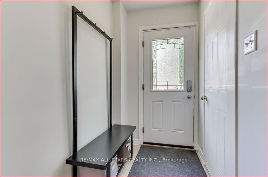 91 Kate Aitken Crescent, New Tecumseth, ON L0G 1A0 photo 3