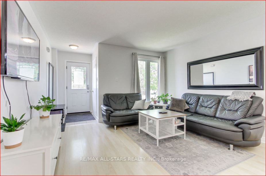 91 Kate Aitken Crescent, New Tecumseth, ON L0G 1A0 photo 4