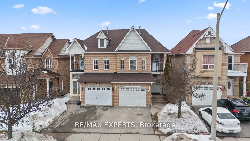 62 Colonial Crescent, Richmond Hill, ON L4E 3X3 photo 3
