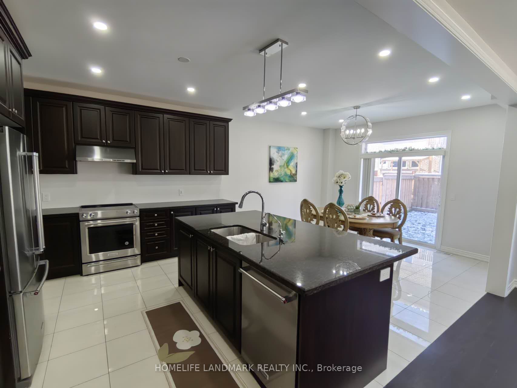 79 Forest Edge Crescent, East Gwillimbury, ON L9N 1R8 photo 4