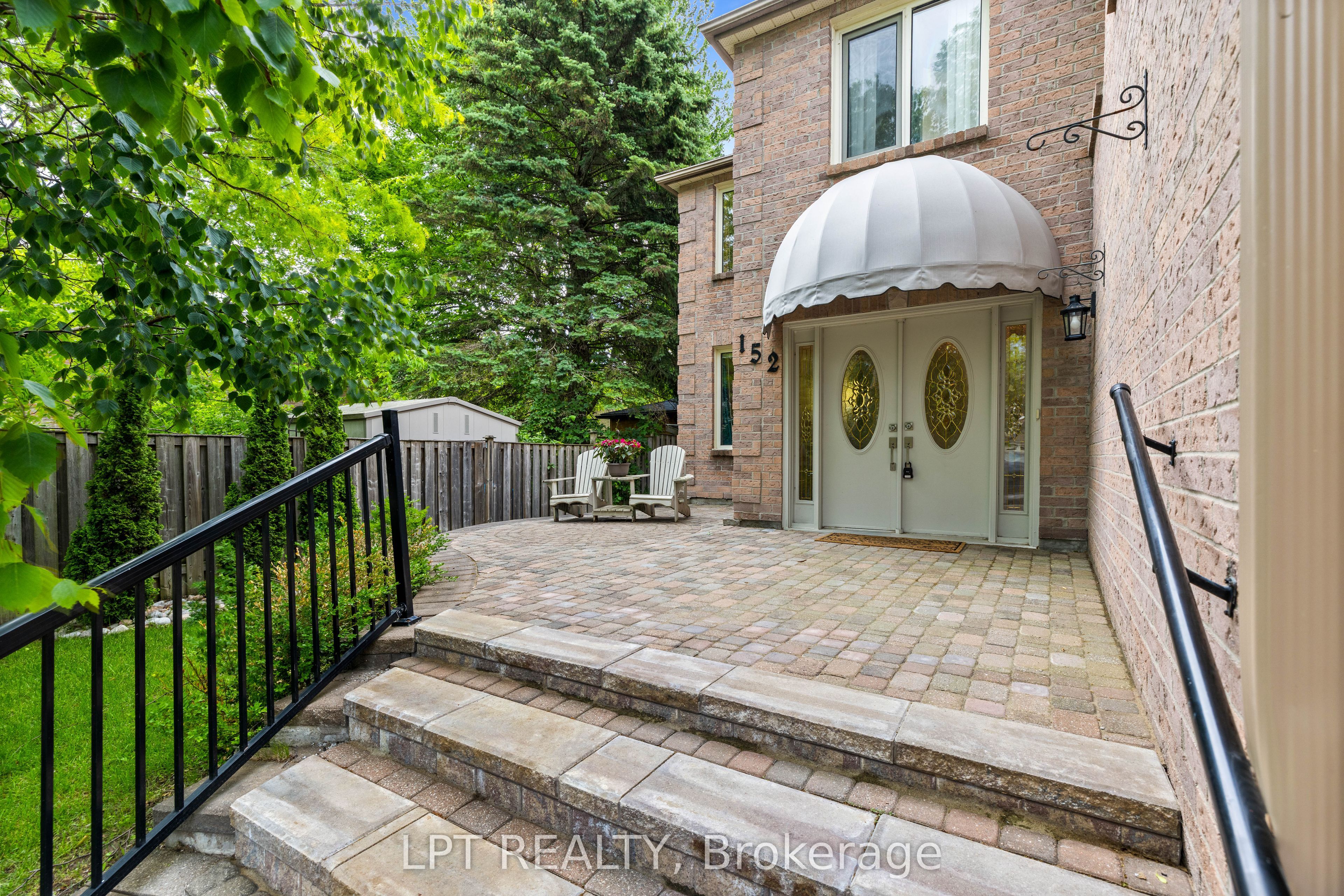 152 McCaffrey Road, Newmarket, ON L3X 1K2 photo 5