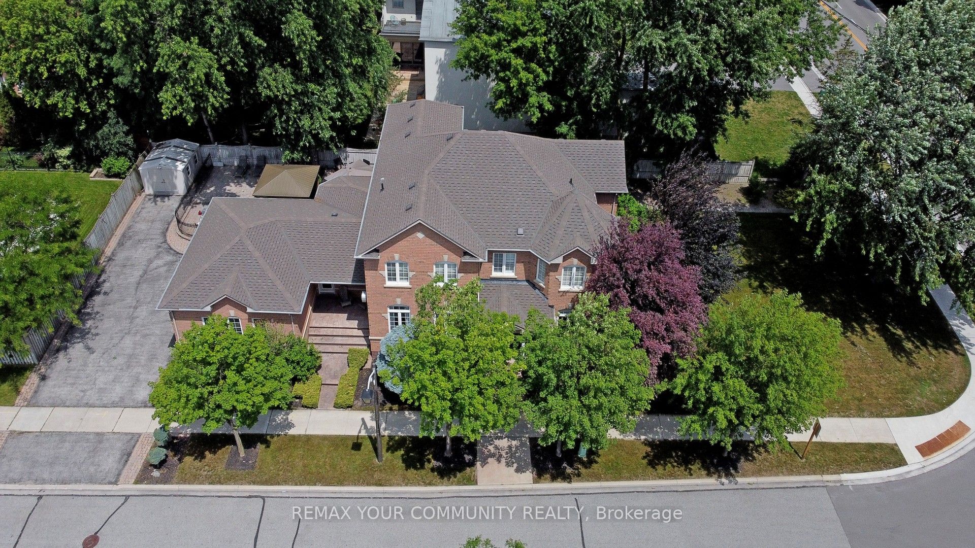 2 Winterberry Drive, Markham, ON L3S 4G3 photo 3