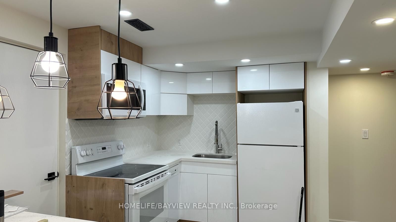 128 Adam Place Lower unit, Newmarket, ON L3Y 8C4 photo 5