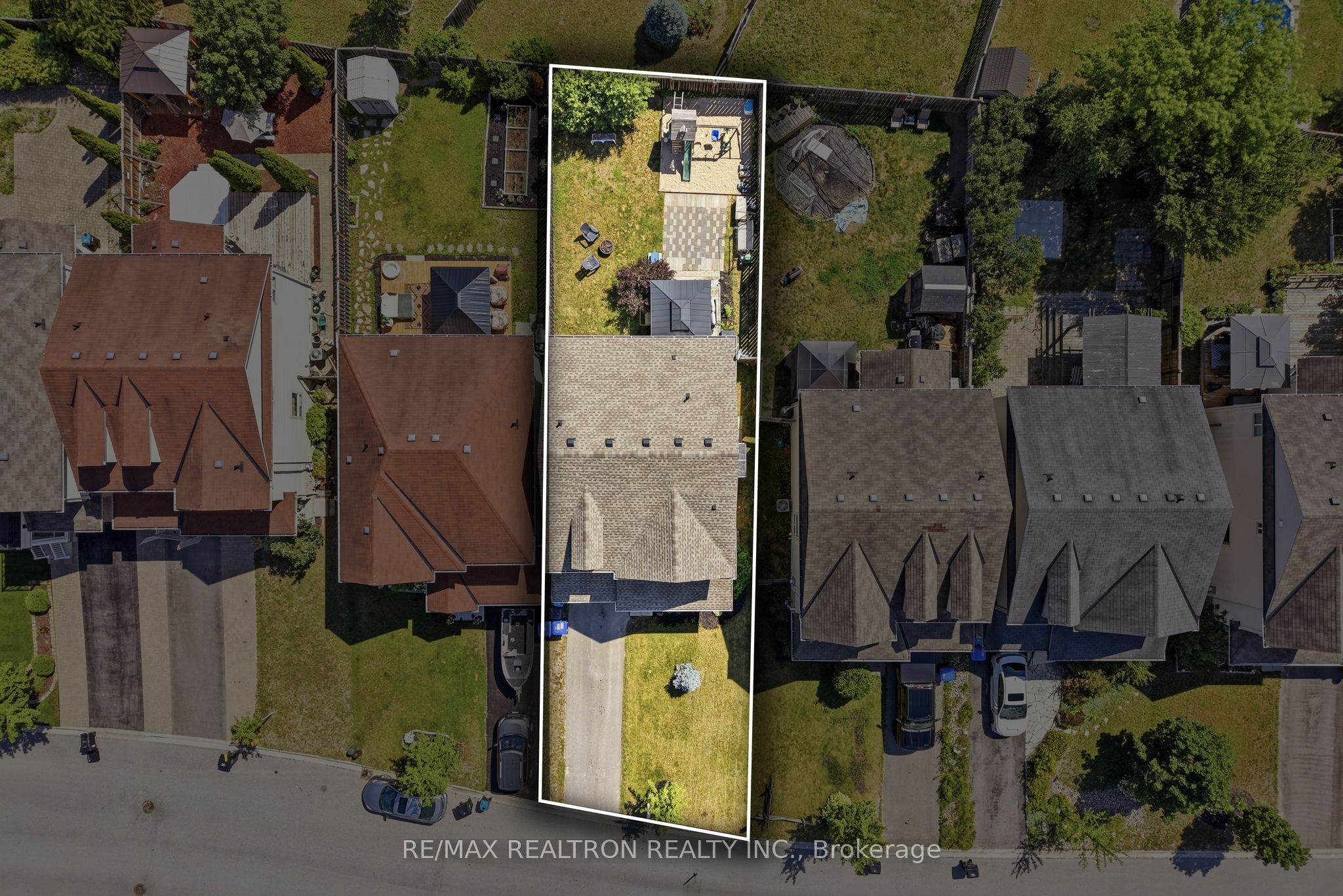 273 Greenwood Drive, Essa, ON L0M 1B4 photo 2
