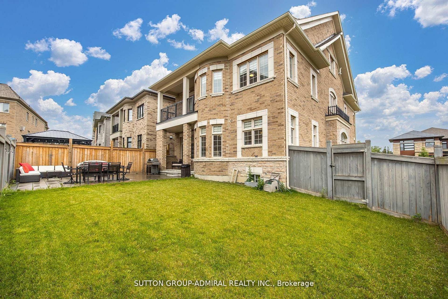 36 Hurst Avenue, Vaughan, ON L5A 4Y5 photo 3