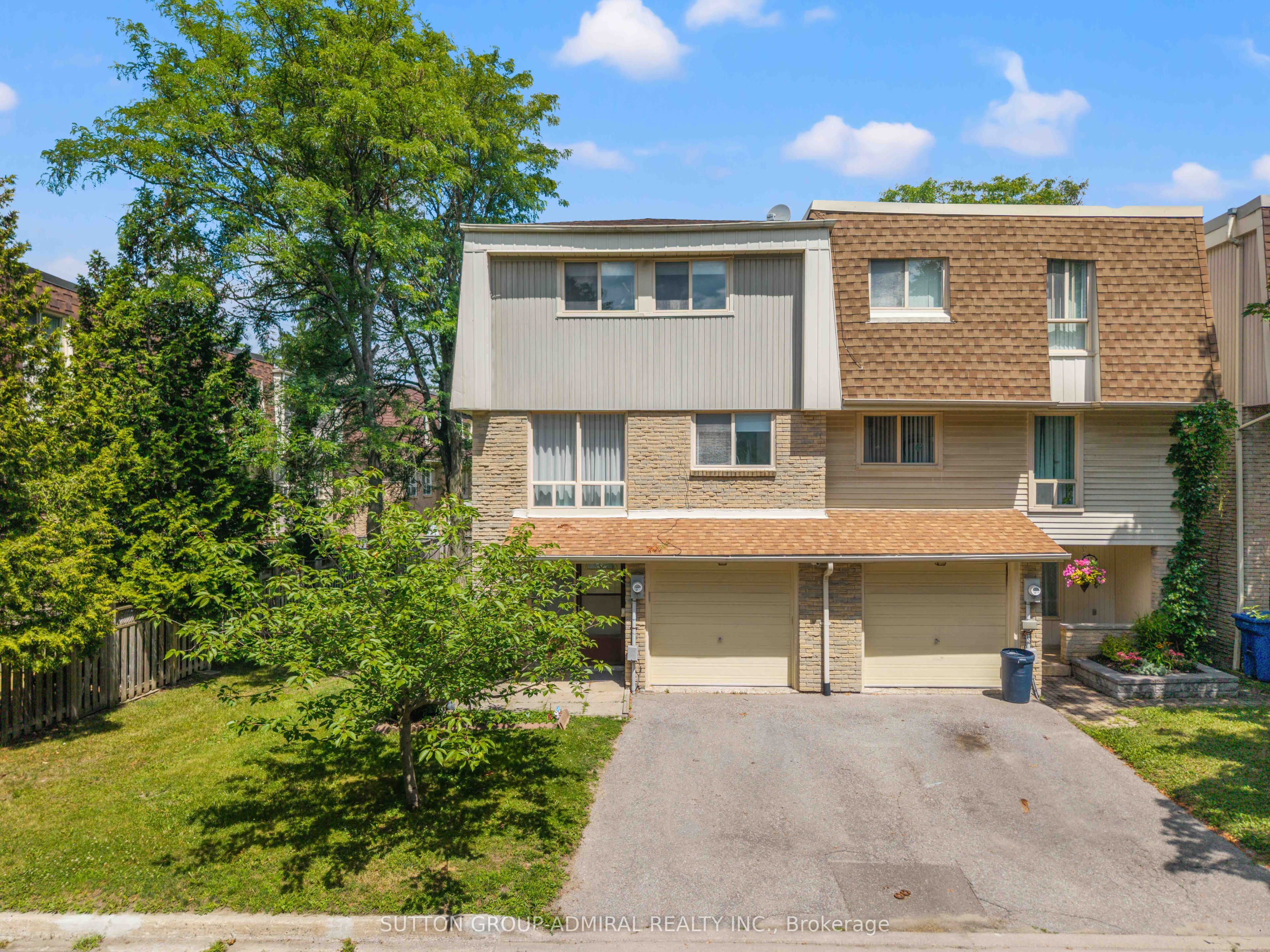 45 Poplar Crescent N 7, Aurora, ON L4G 3M4 photo 2