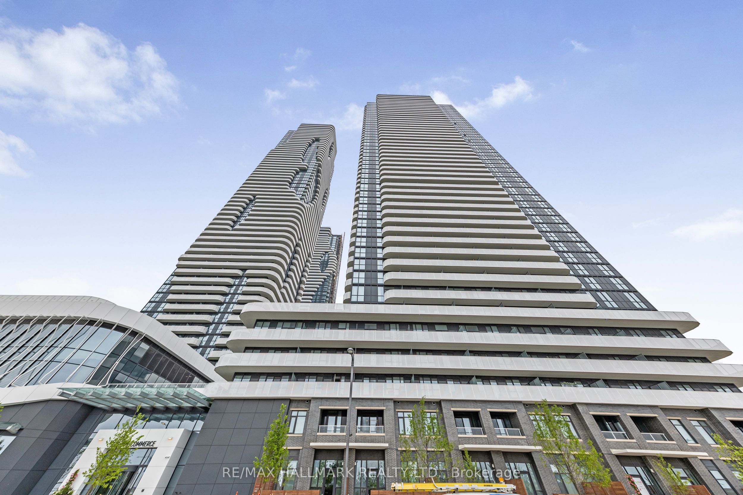 225 Commerce Street 4312, Vaughan, ON L4K 0R1 photo 2
