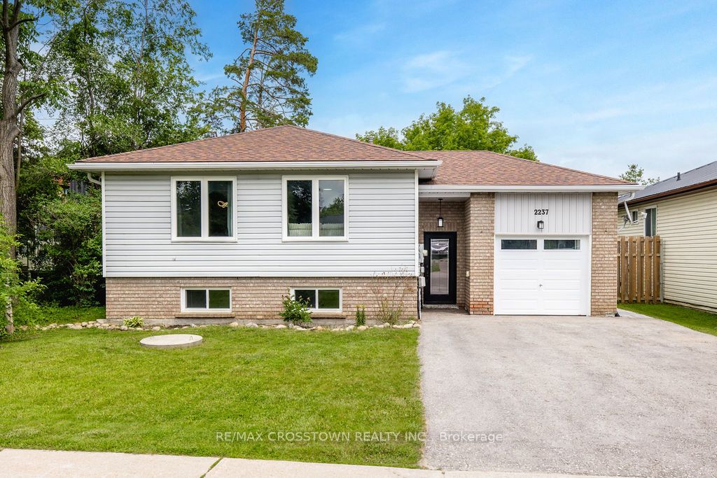 2237 25th Side Road, Innisfil, ON L9S 2C9