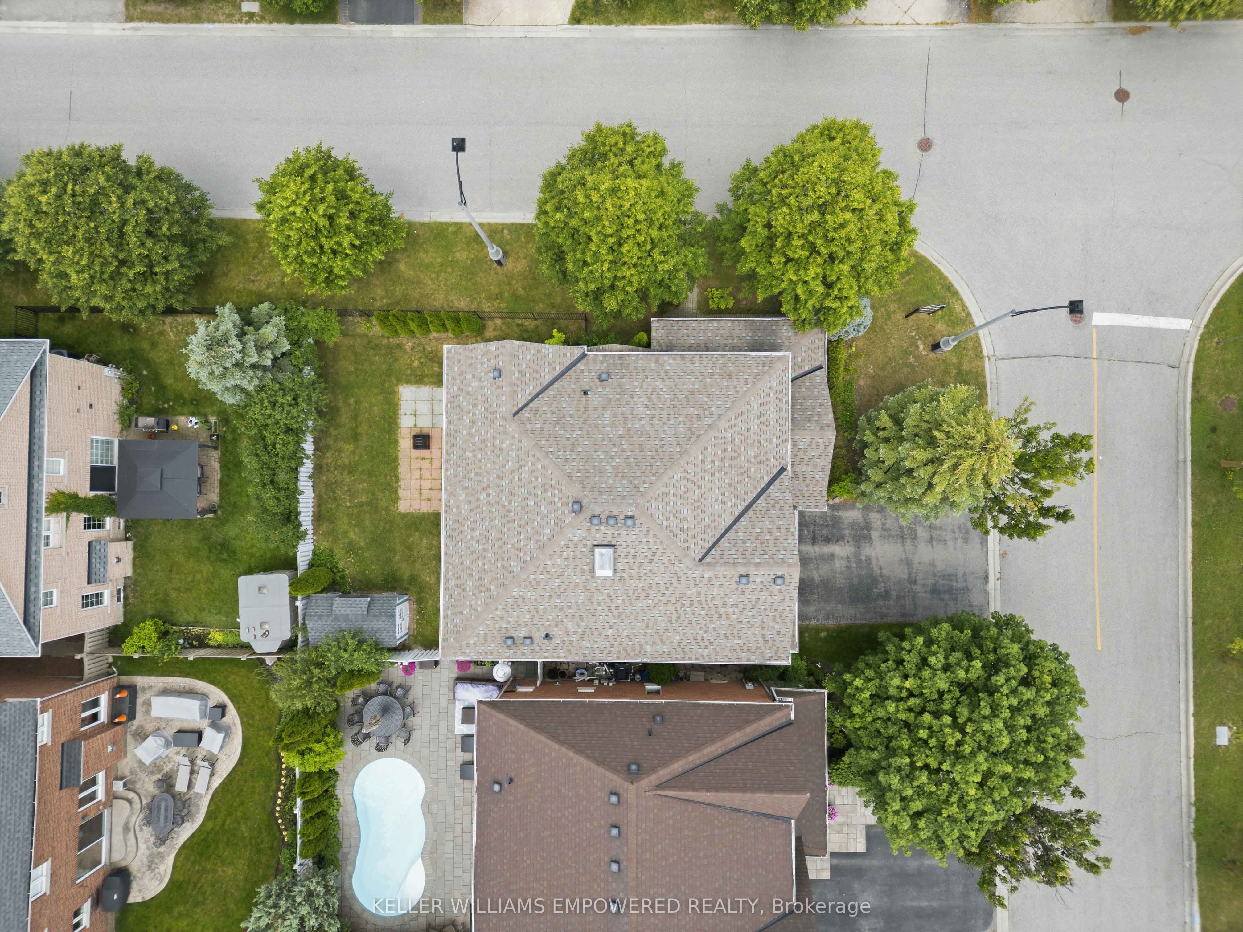 6 Jonah Drive, Richmond Hill, ON L4E 4L9 photo 4