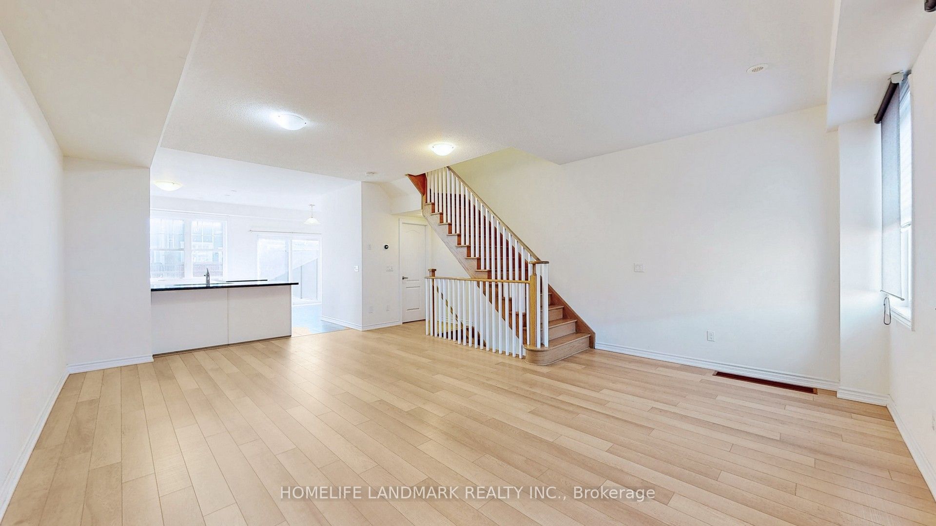 114 Baker Hill Boulevard, Whitchurch-Stouffville, ON L4A 1Y4 photo 4