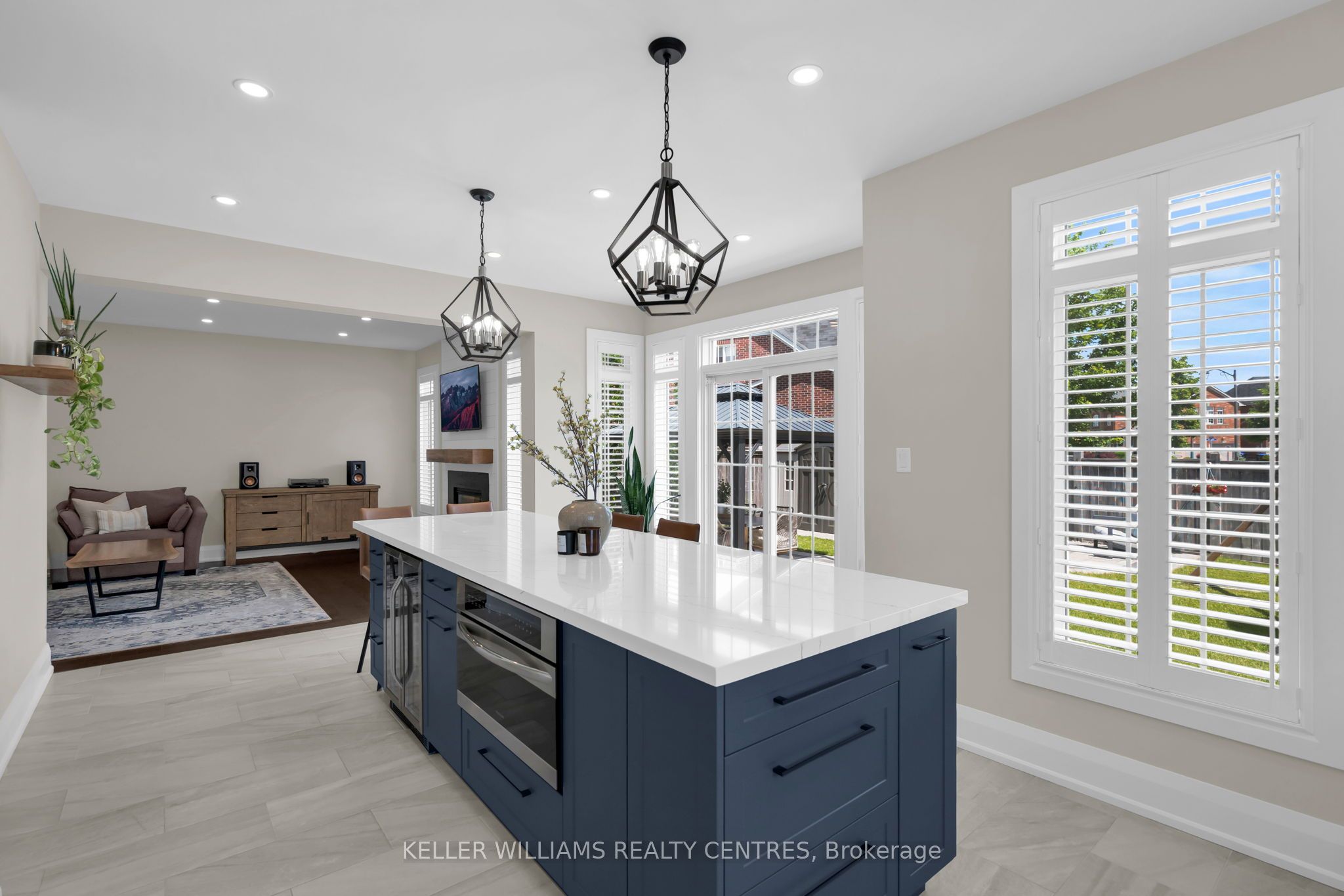 2 Jewelwing Court, Bradford West Gwillimbury, ON L3Z 0N6 photo 4