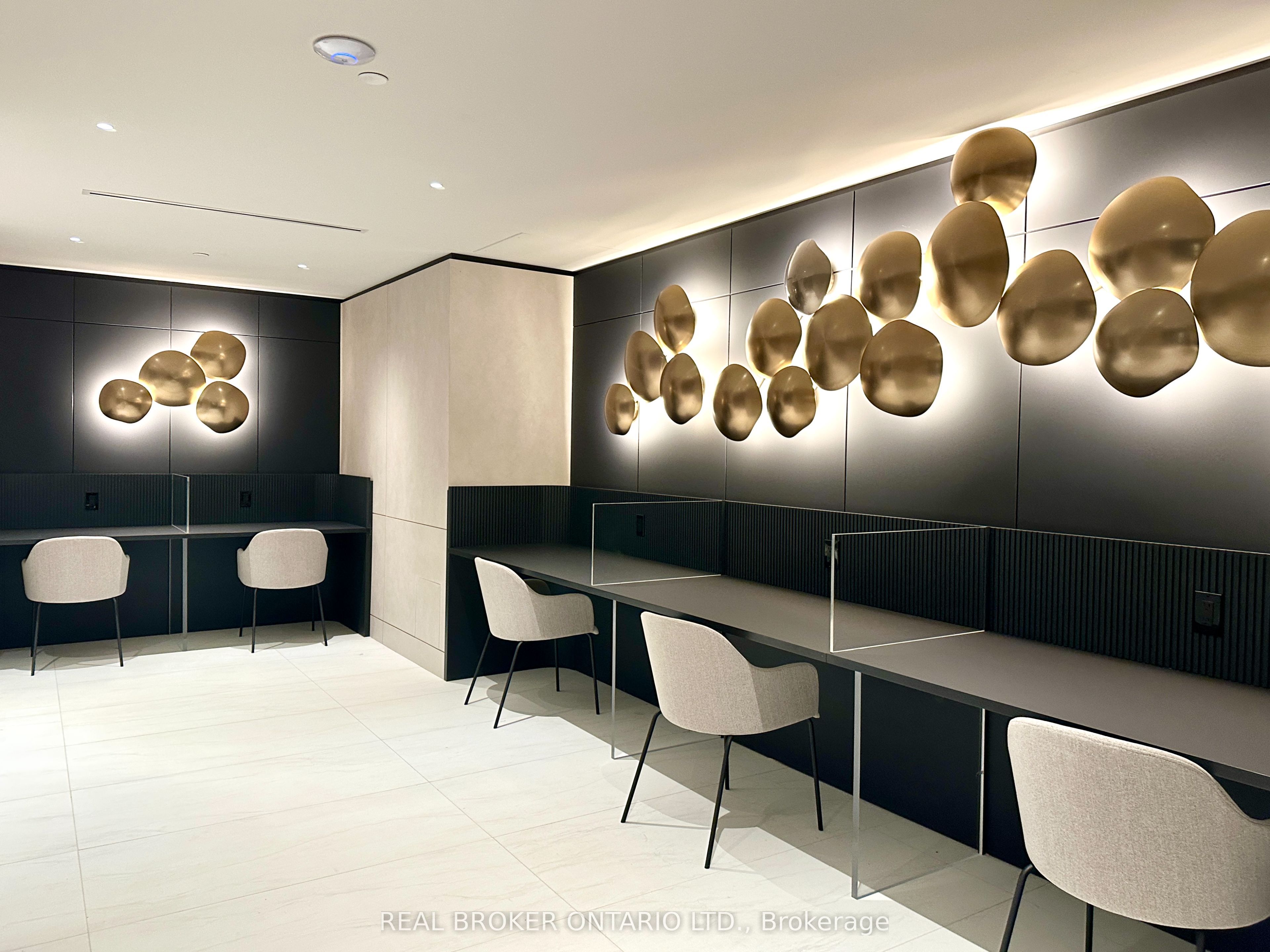 50 Upper Mall Way 2009, Vaughan, ON L4J 0L8 photo 5
