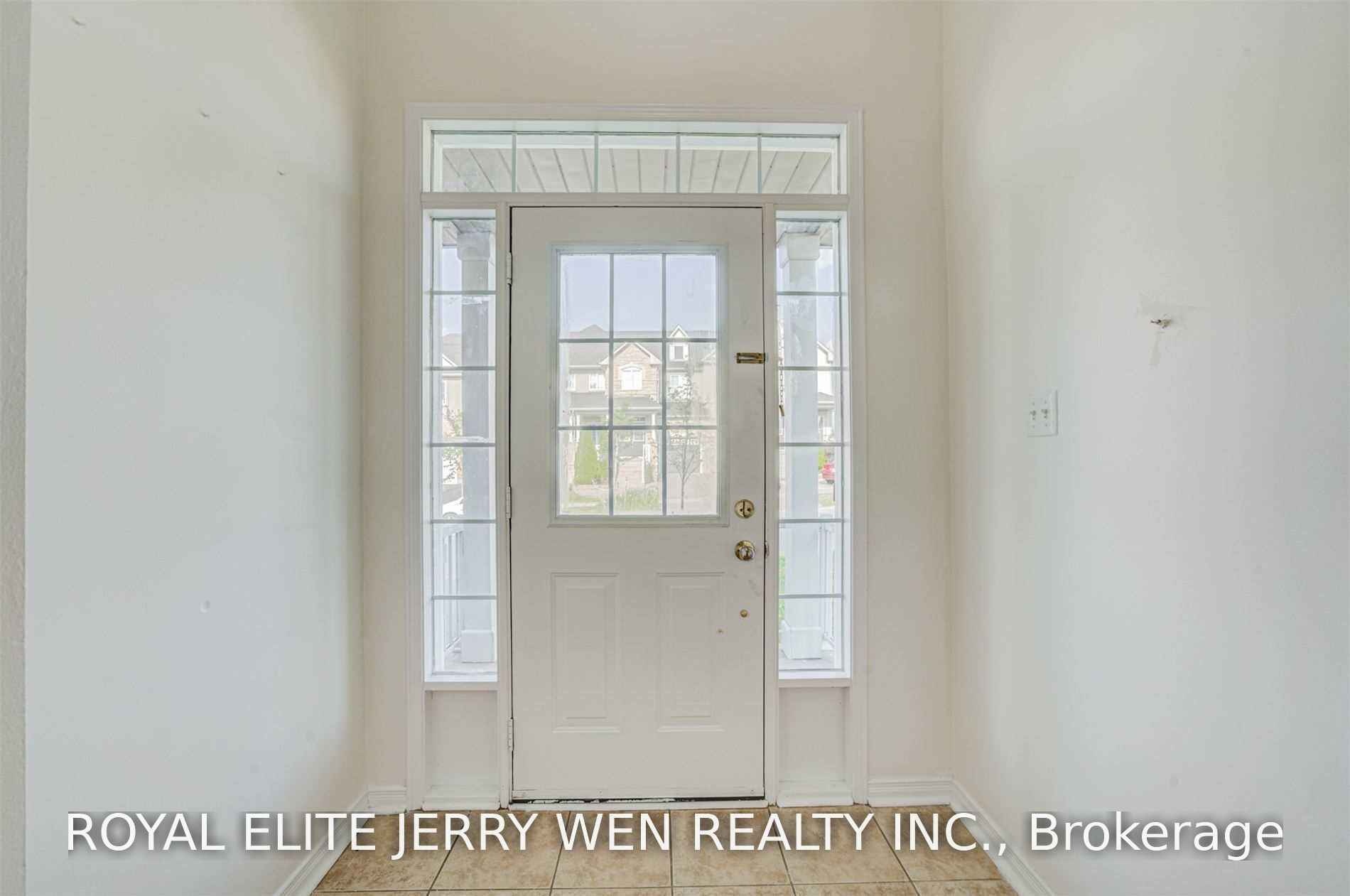 159 Lebovic Drive, Richmond Hill, ON L4E 5B8 photo 2