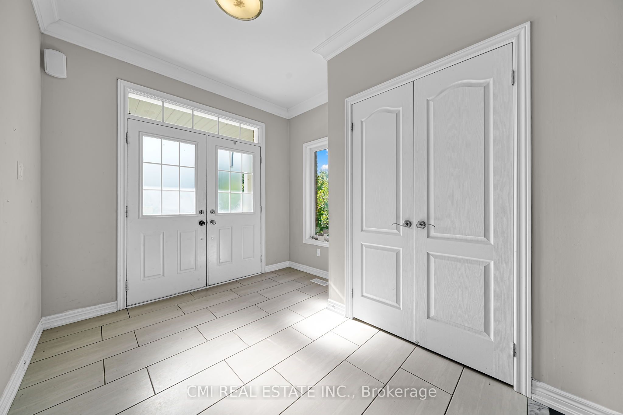 21 Scotia Road, Georgina, ON L0E 1R0 photo 5