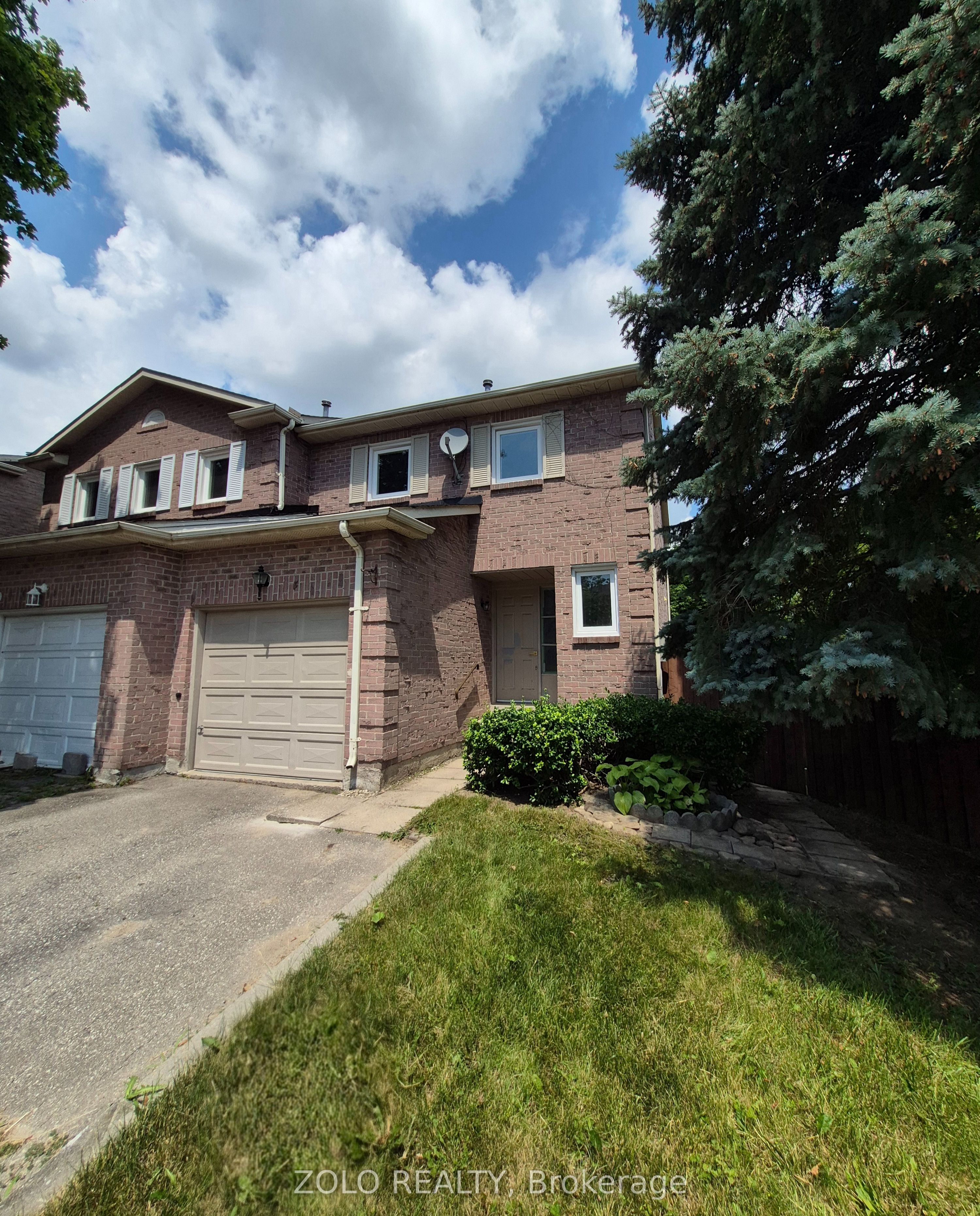 77 Colleen Street, Vaughan, ON L4J 5G6 photo 2
