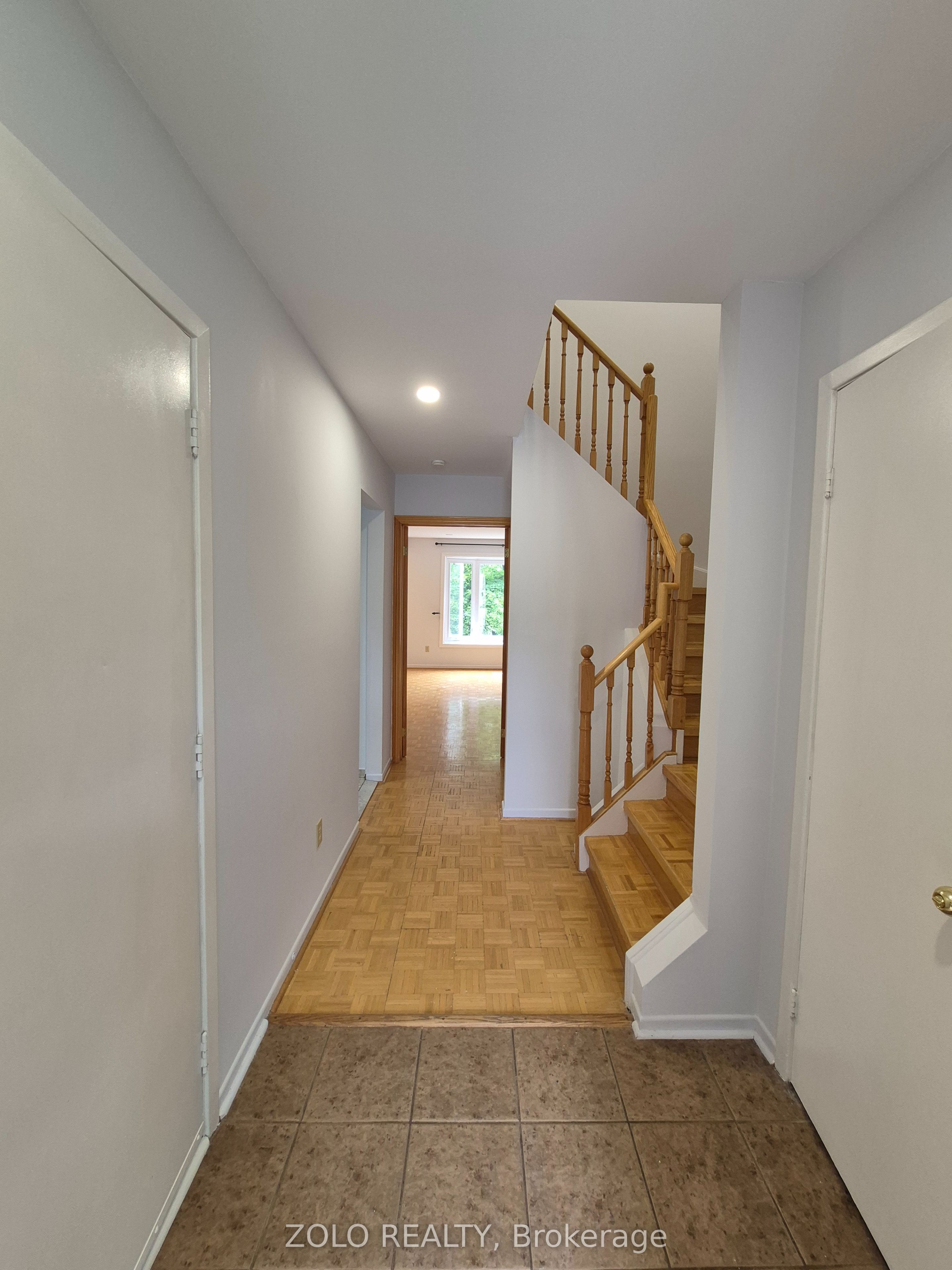 77 Colleen Street, Vaughan, ON L4J 5G6 photo 3