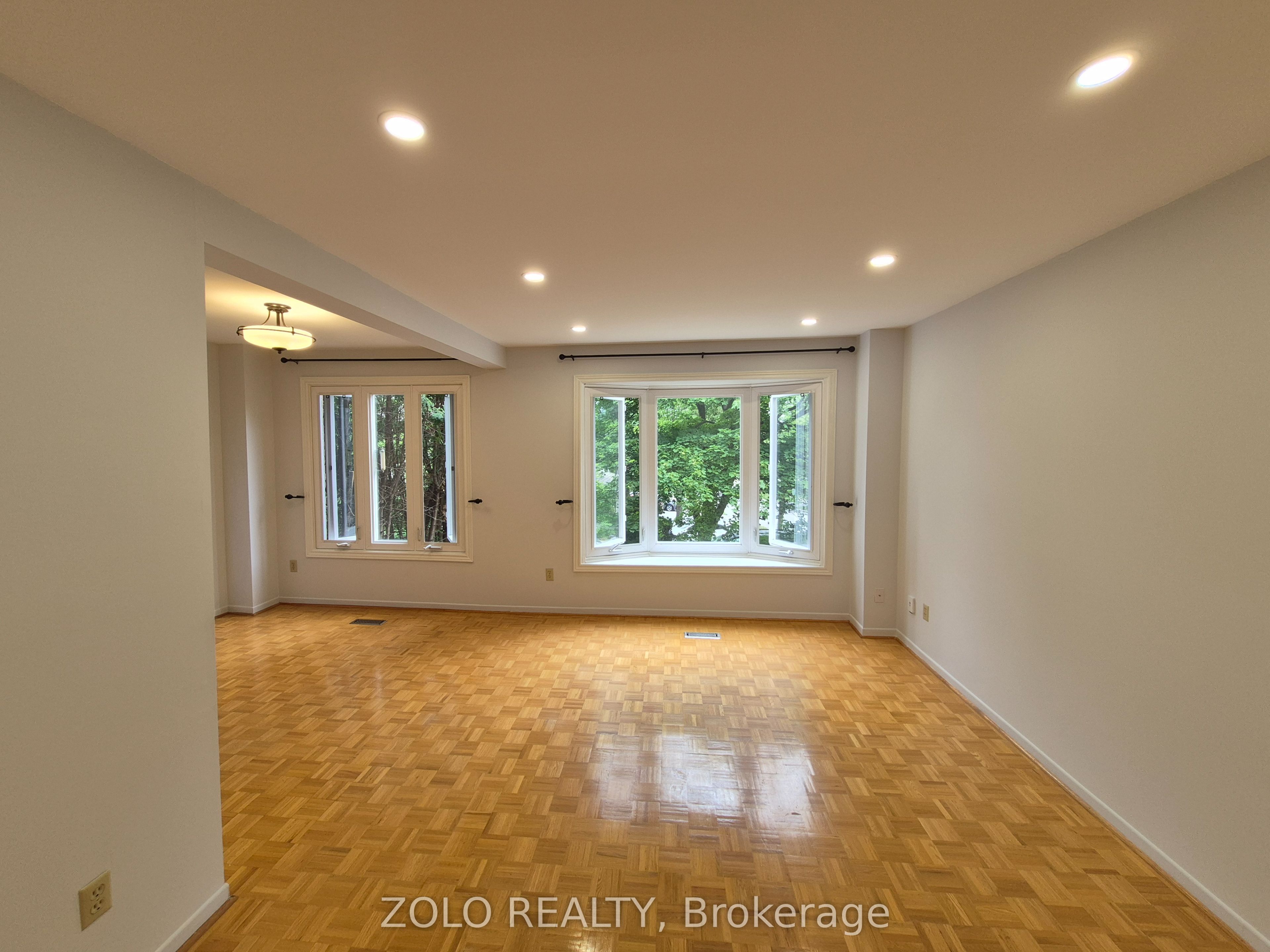 77 Colleen Street, Vaughan, ON L4J 5G6 photo 5